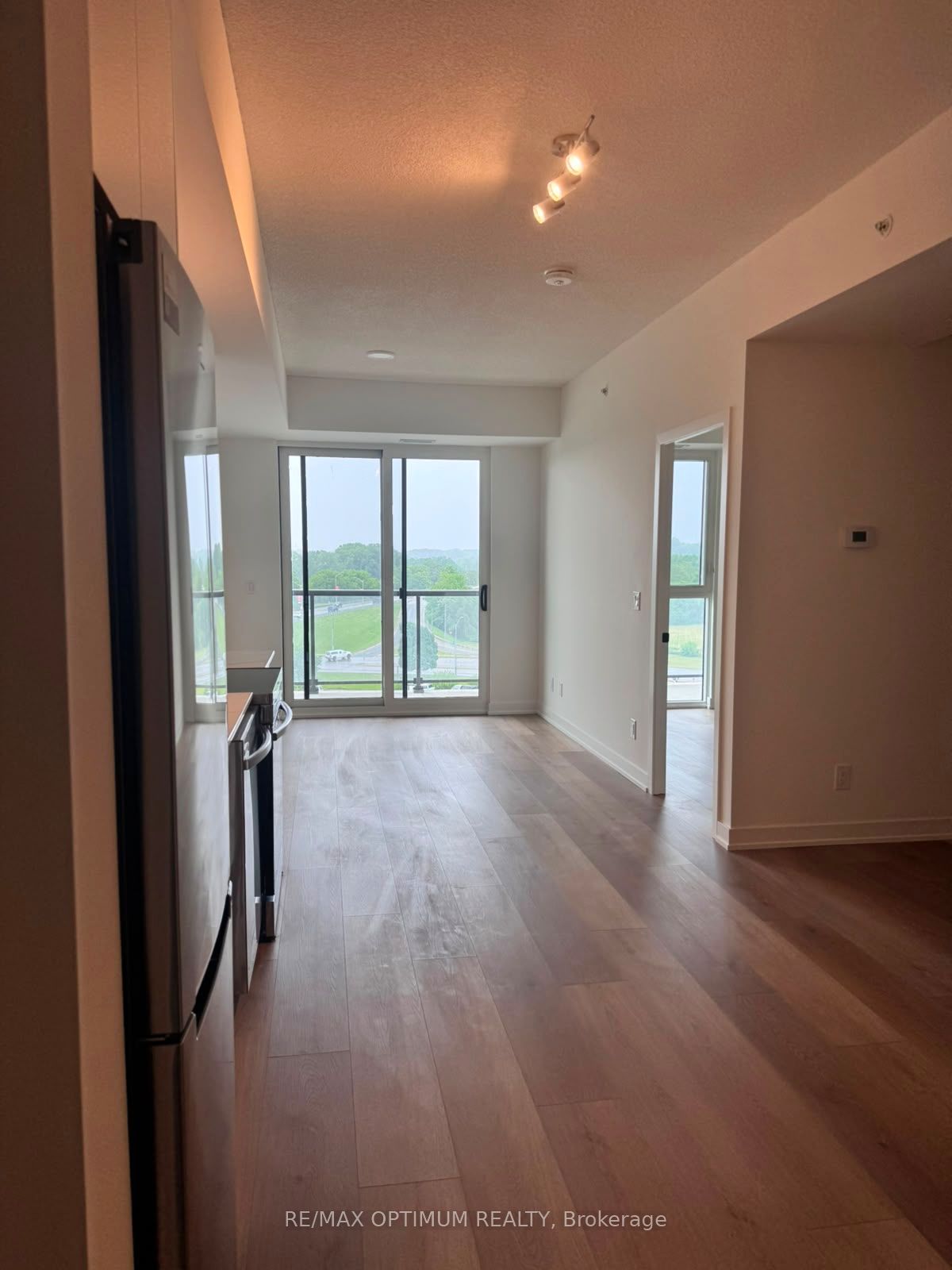 Unit 711 - 33 Erie Avenue, Brantford 2