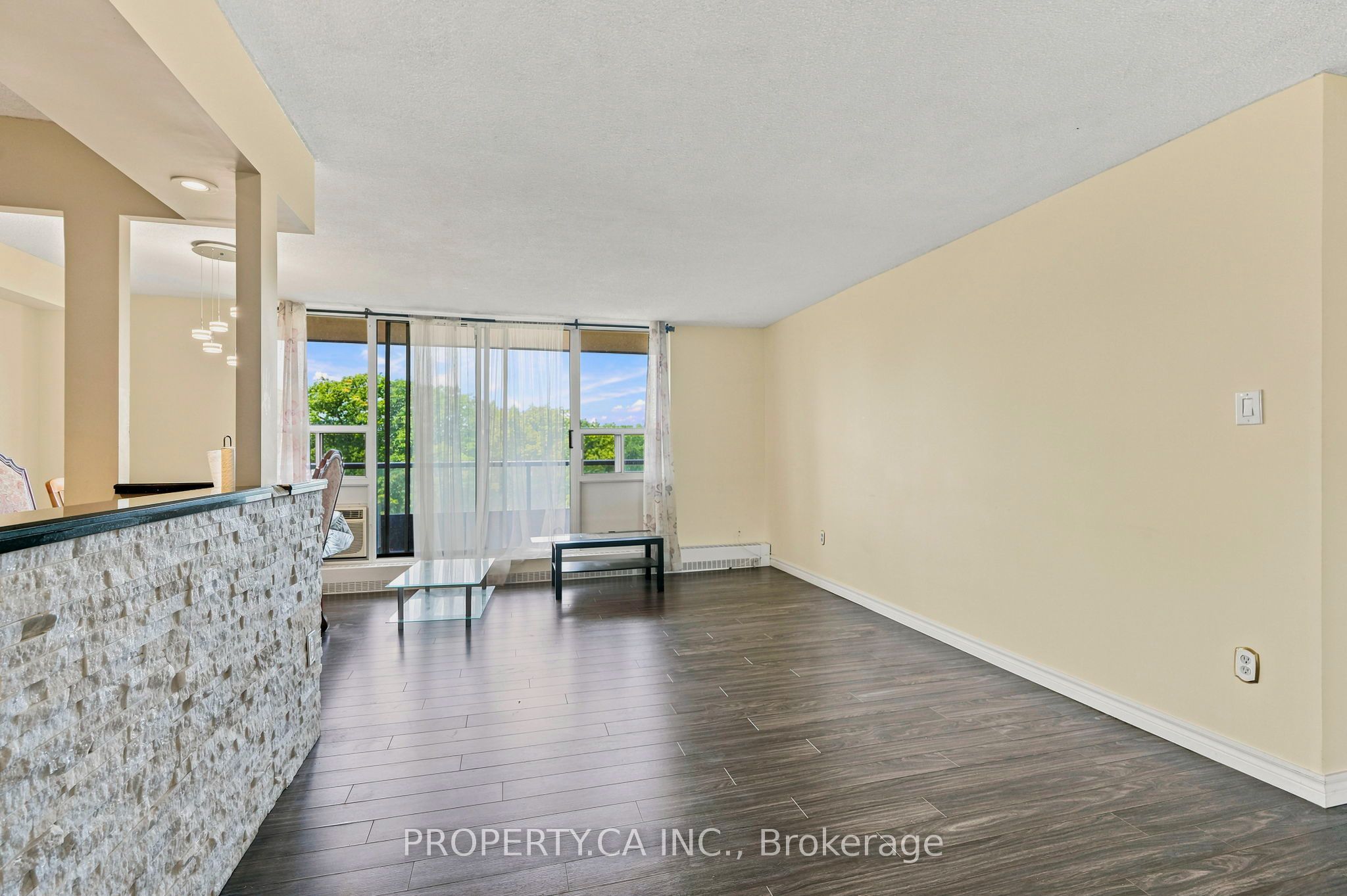 Unit 1107 - 1964 Main Street W, Hamilton 5