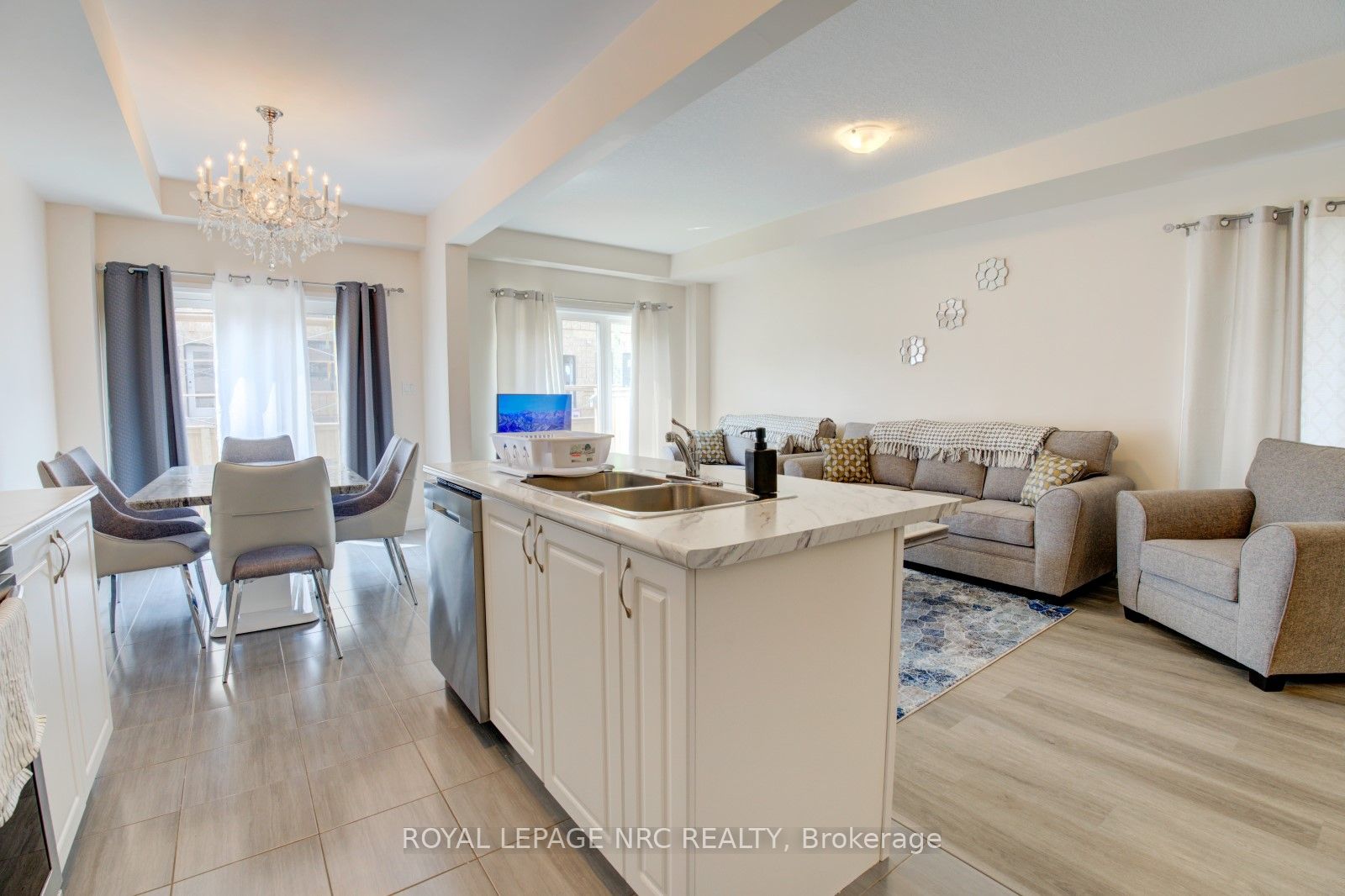 4901 Pettit Avenue, Niagara Falls 4