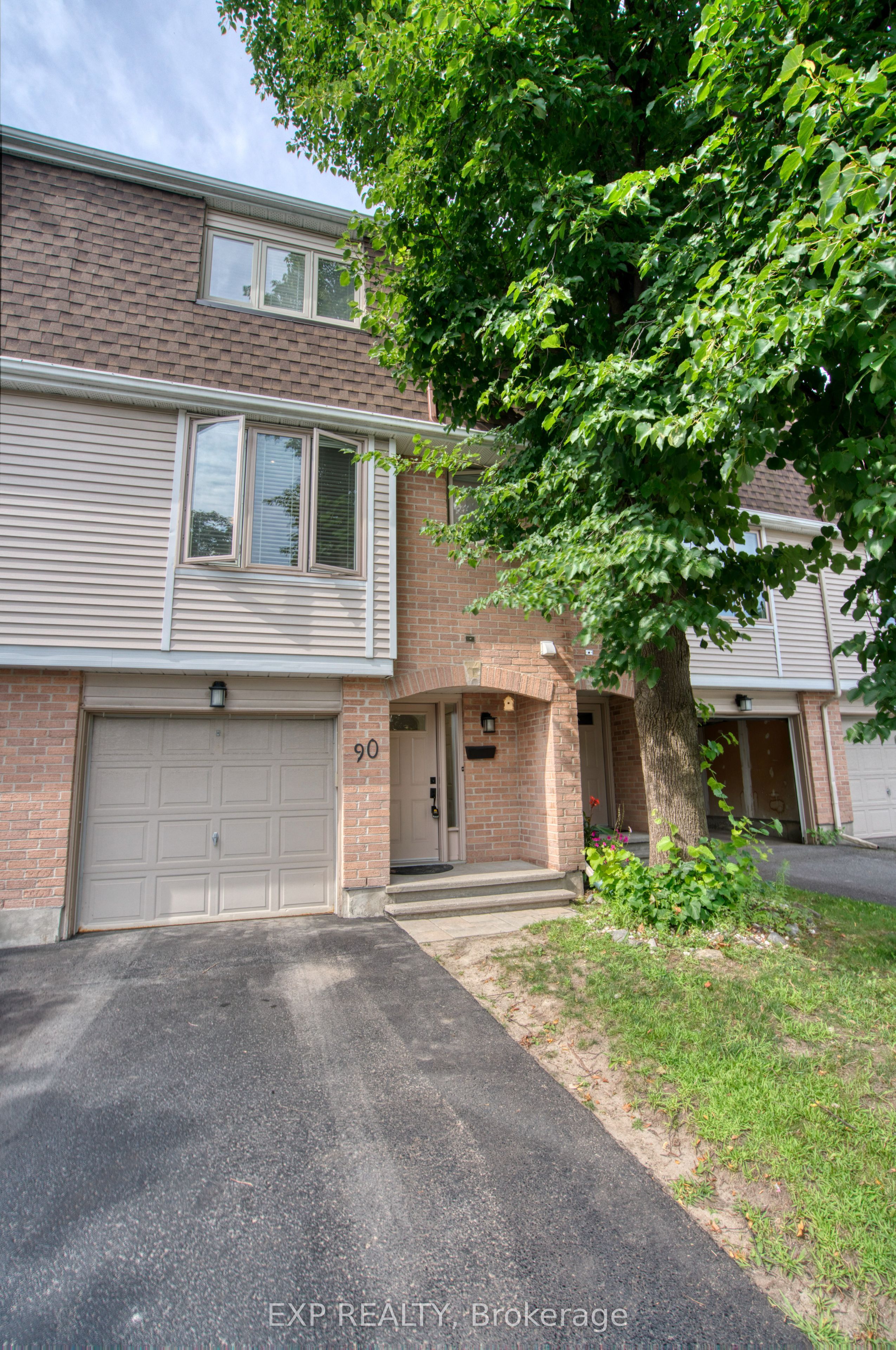 Unit 75 - 90 Lightfoot Place, Kanata 2