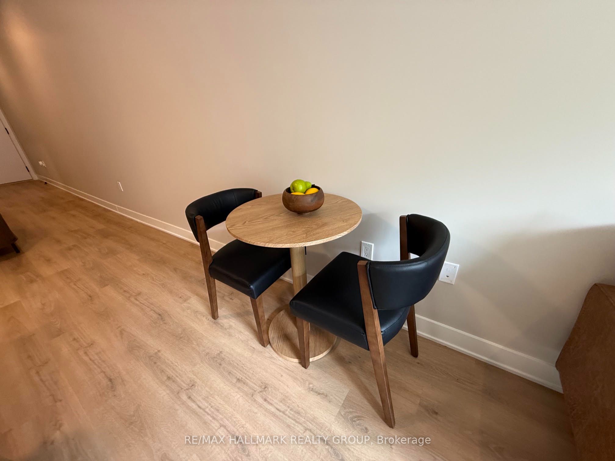 Unit 306 - 275 Carling Avenue, Ottawa 5
