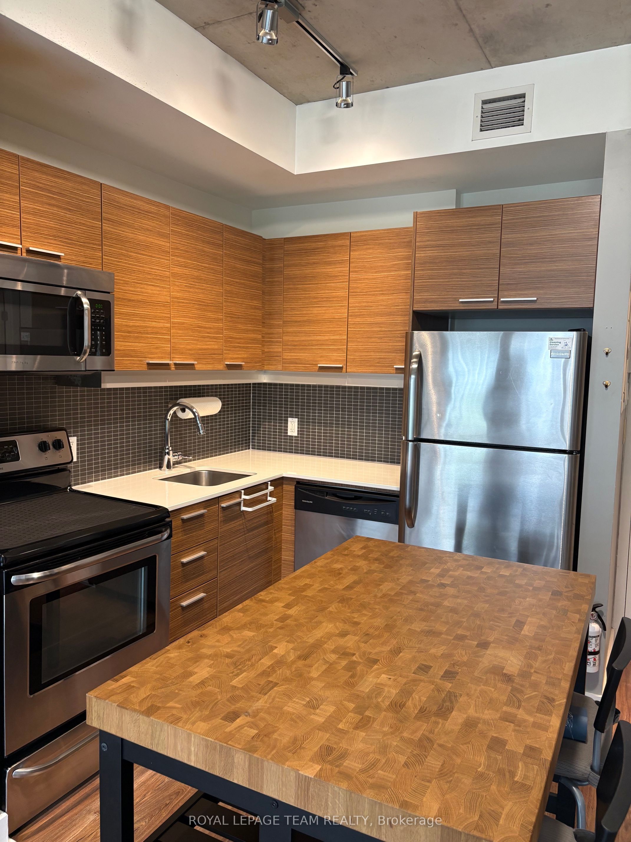 Unit 531 - 349 Mcleod Street, Ottawa 5