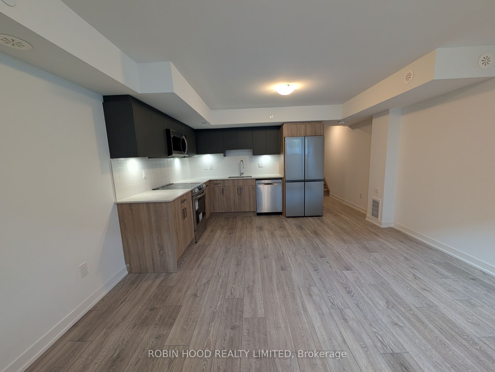 Unit 3 - 70 Green Gardens Boulevard, Toronto 3