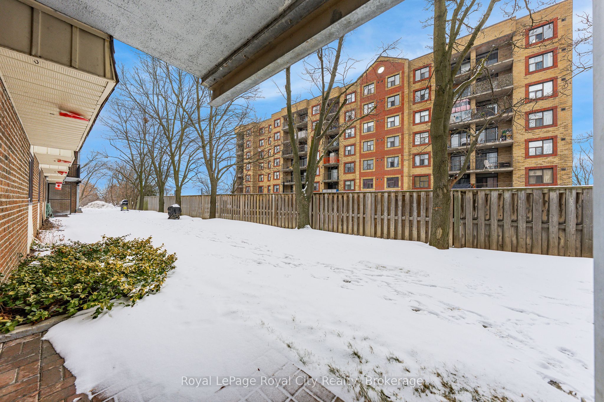 Unit 102 - 234 Willow Road, Guelph 4