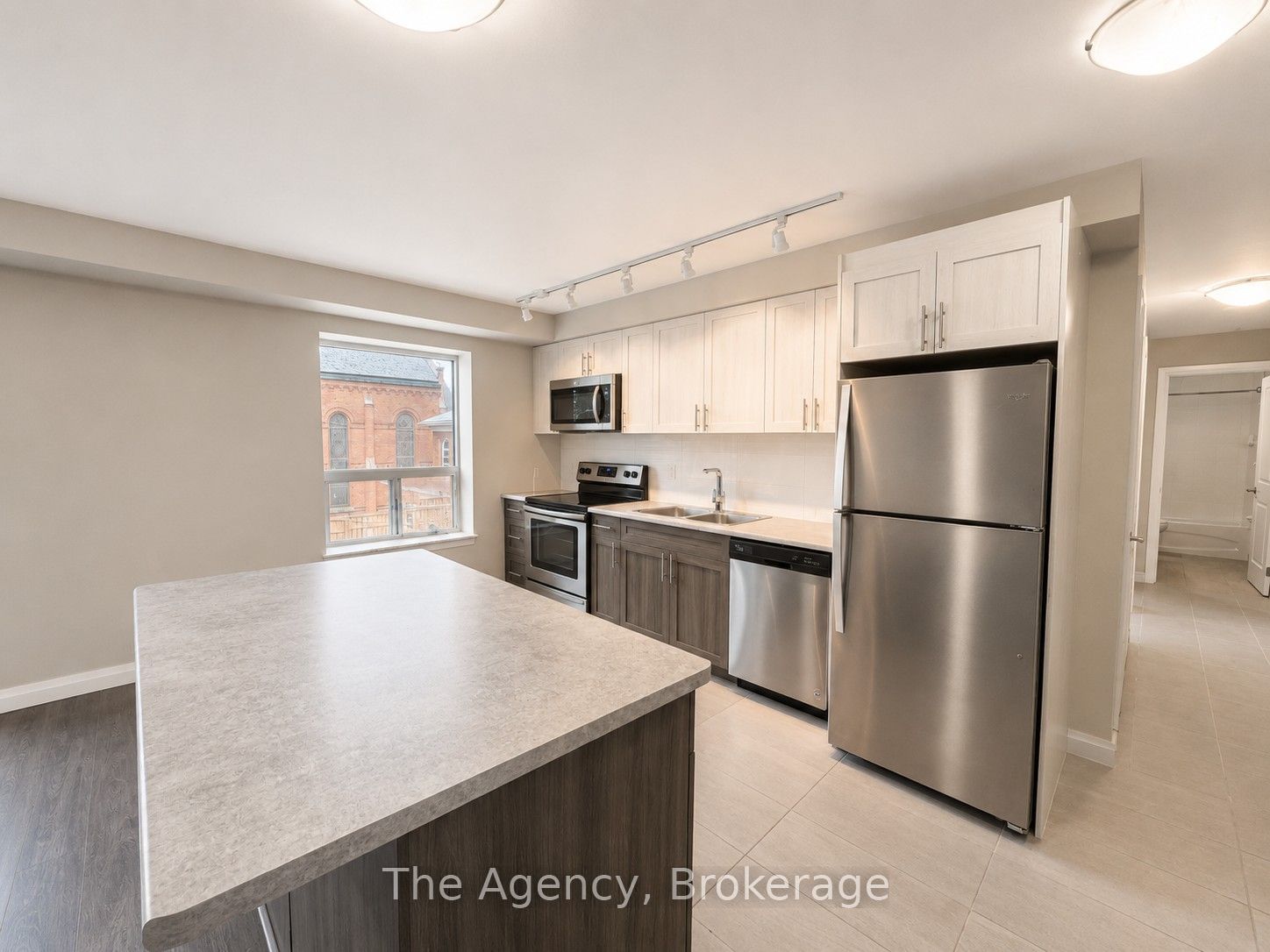 Unit 504 - 99 Church Street, St. Catharines 4