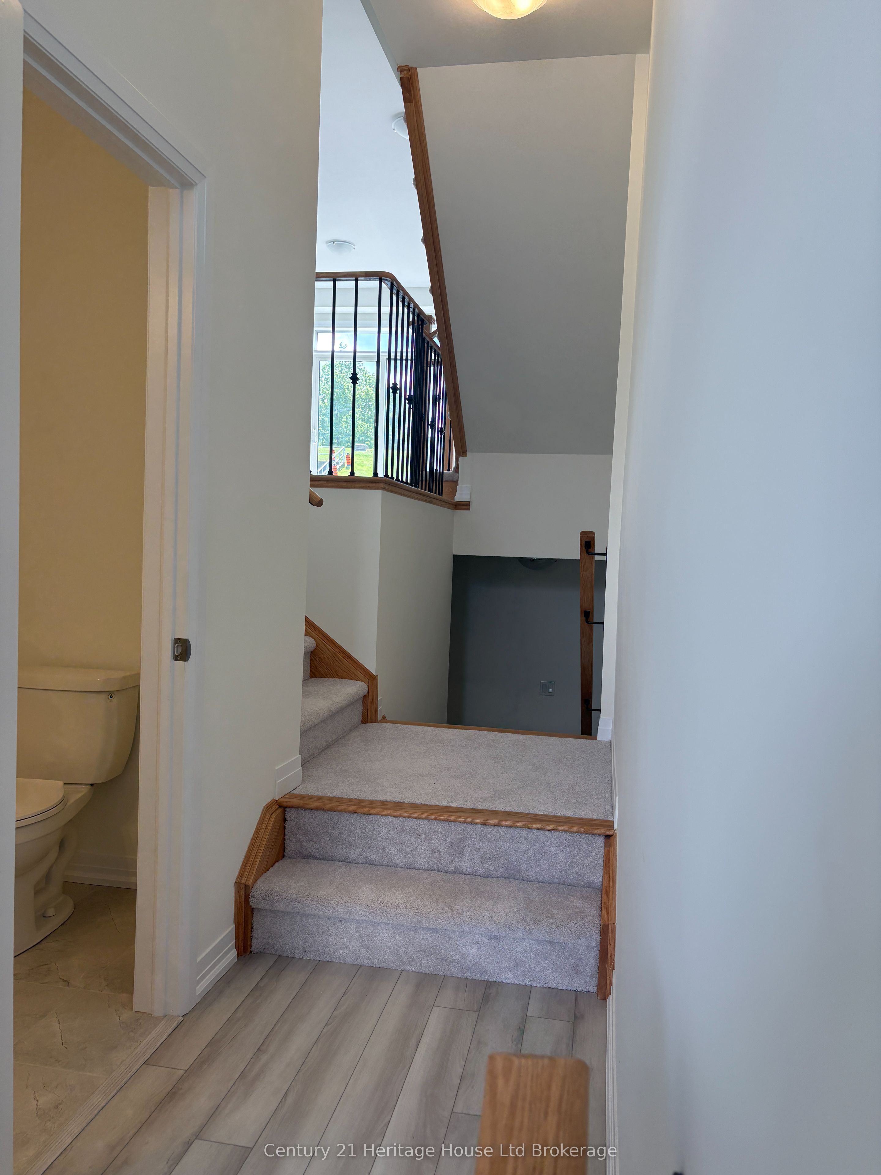 462 Jack Wilford Way, Woodstock 5