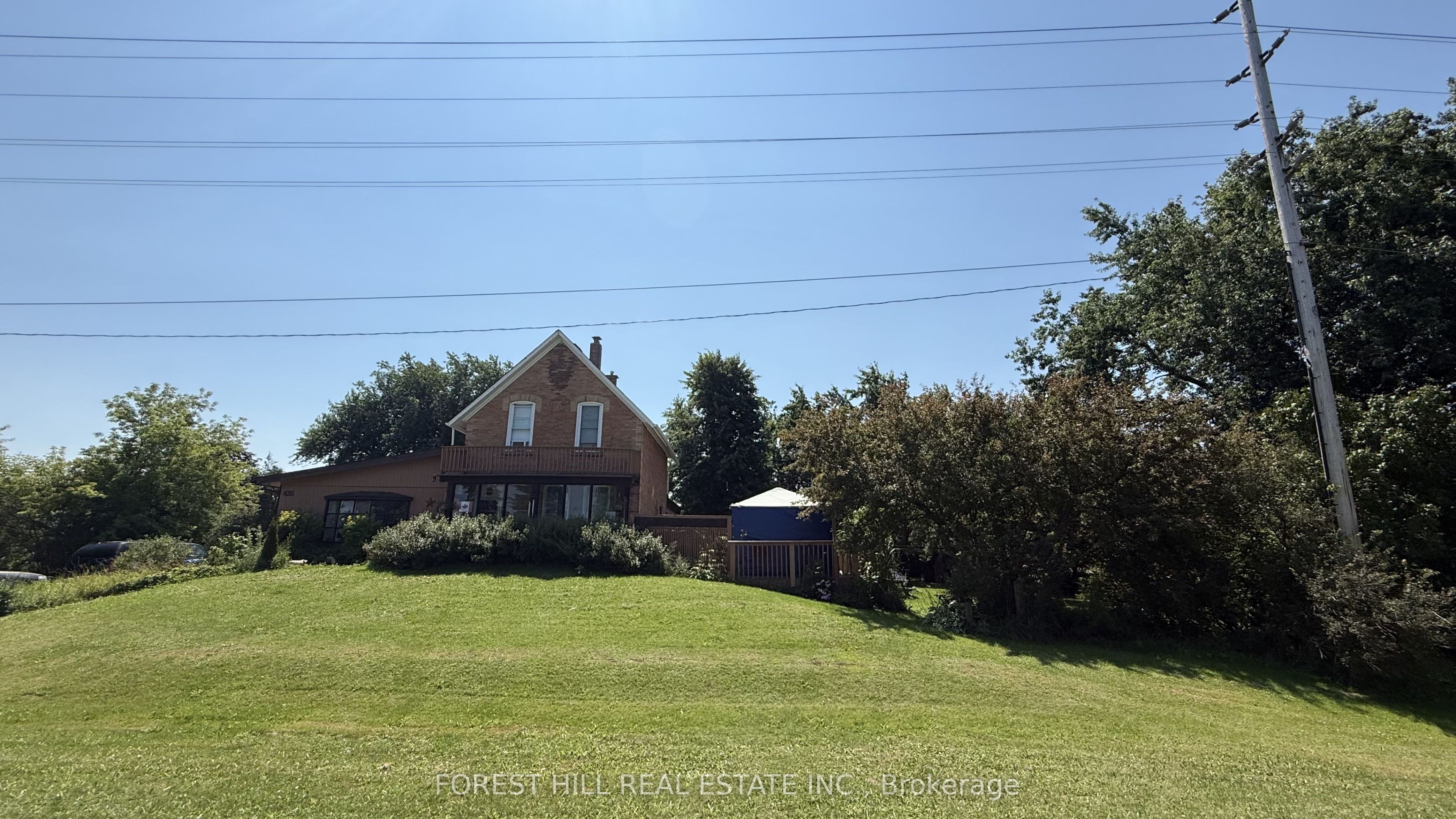 435 Main Street W, Shelburne 3