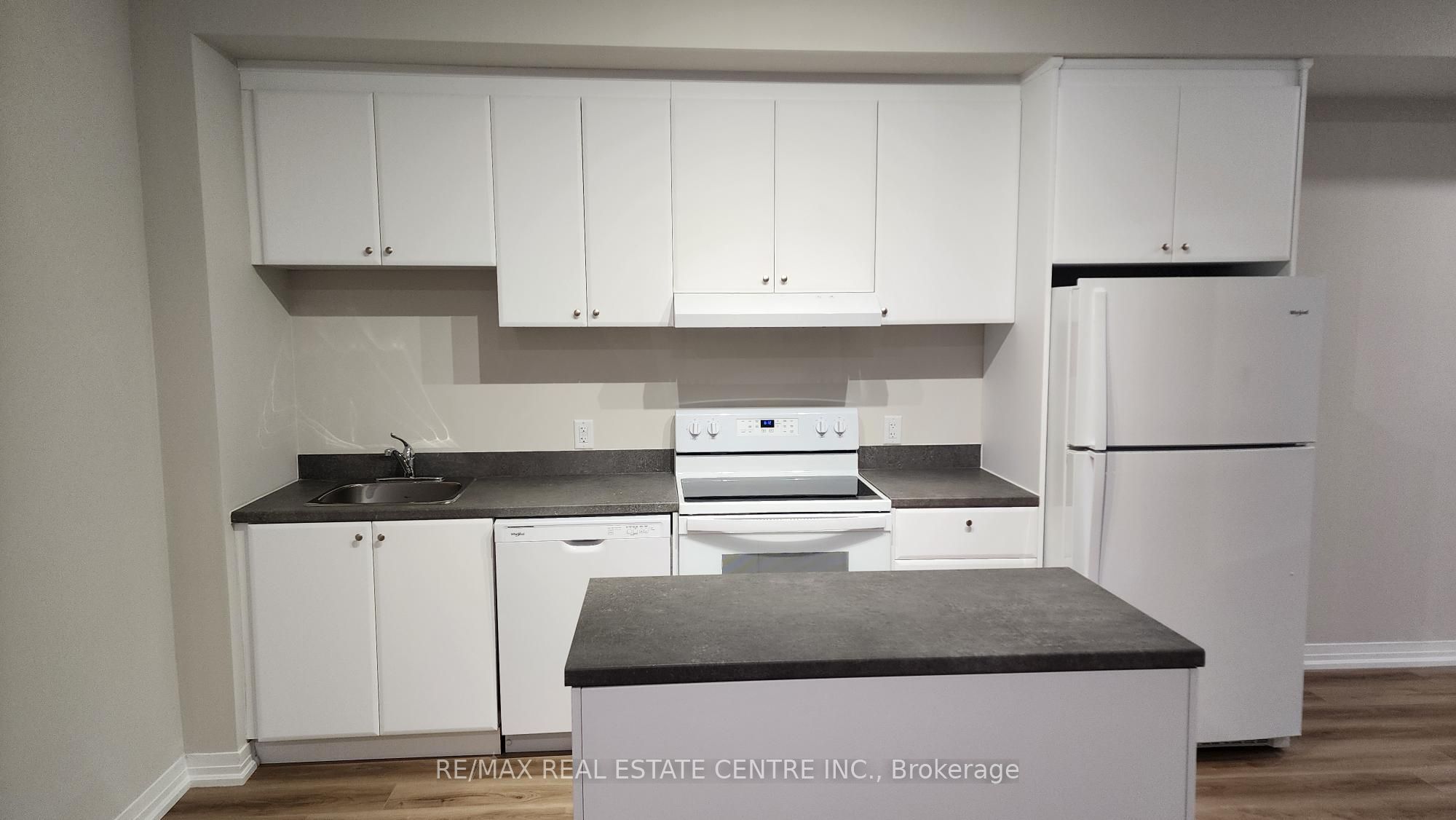 Unit 137 - 50 Herrick Street, St. Catharines 2
