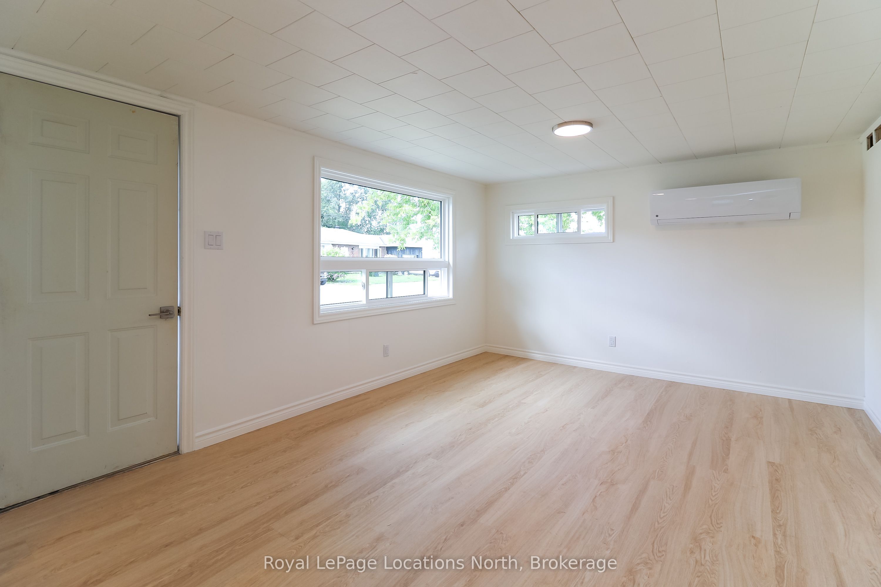 253 THOMPSON Street, Meaford 5