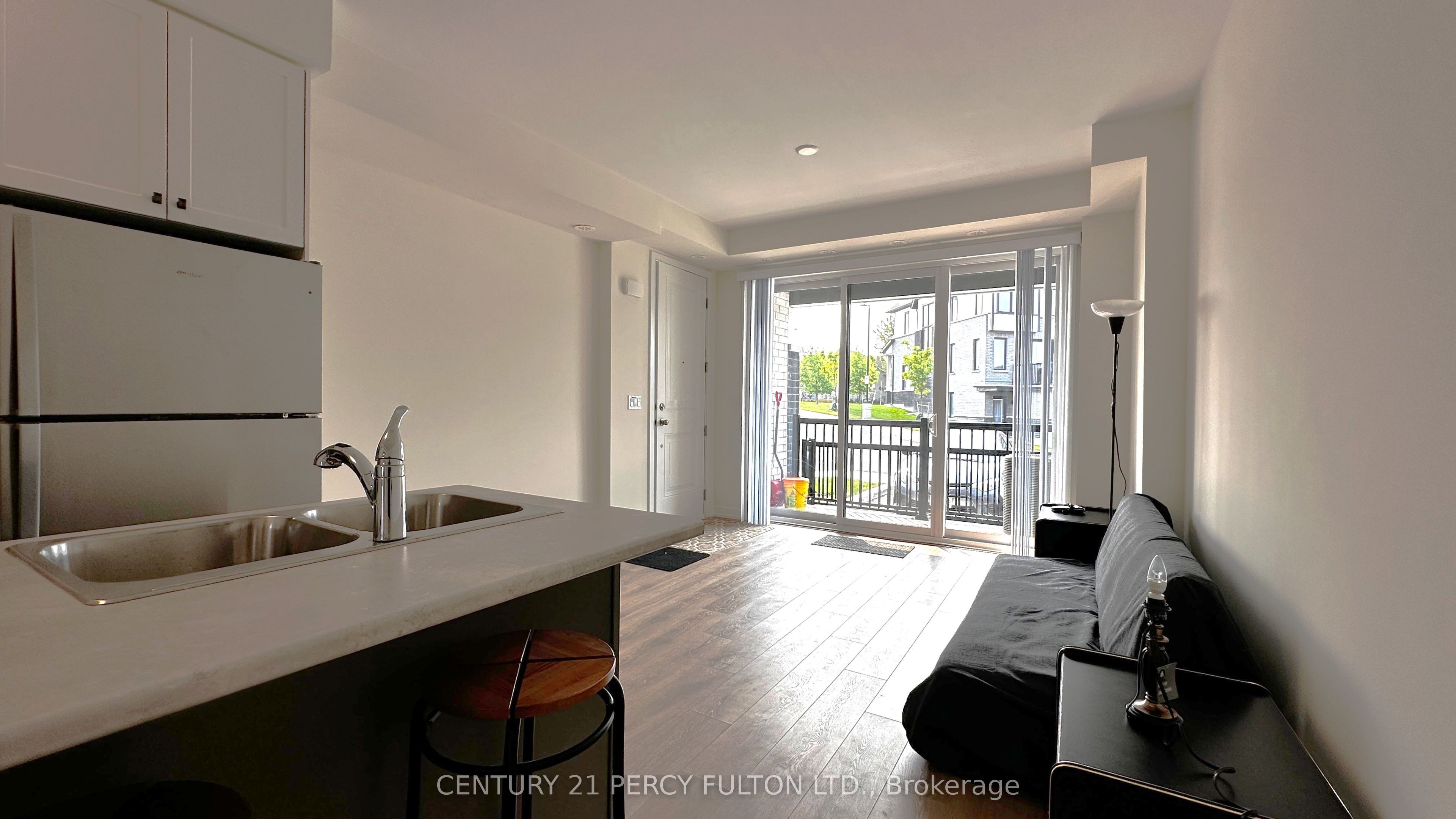 Unit 1402 - 160 Densmore Road, Cobourg 5