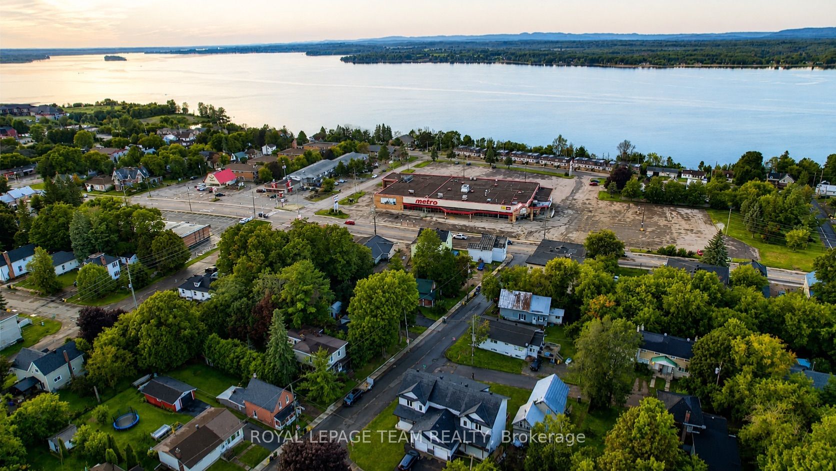 218 Fraser Street, Pembroke 4