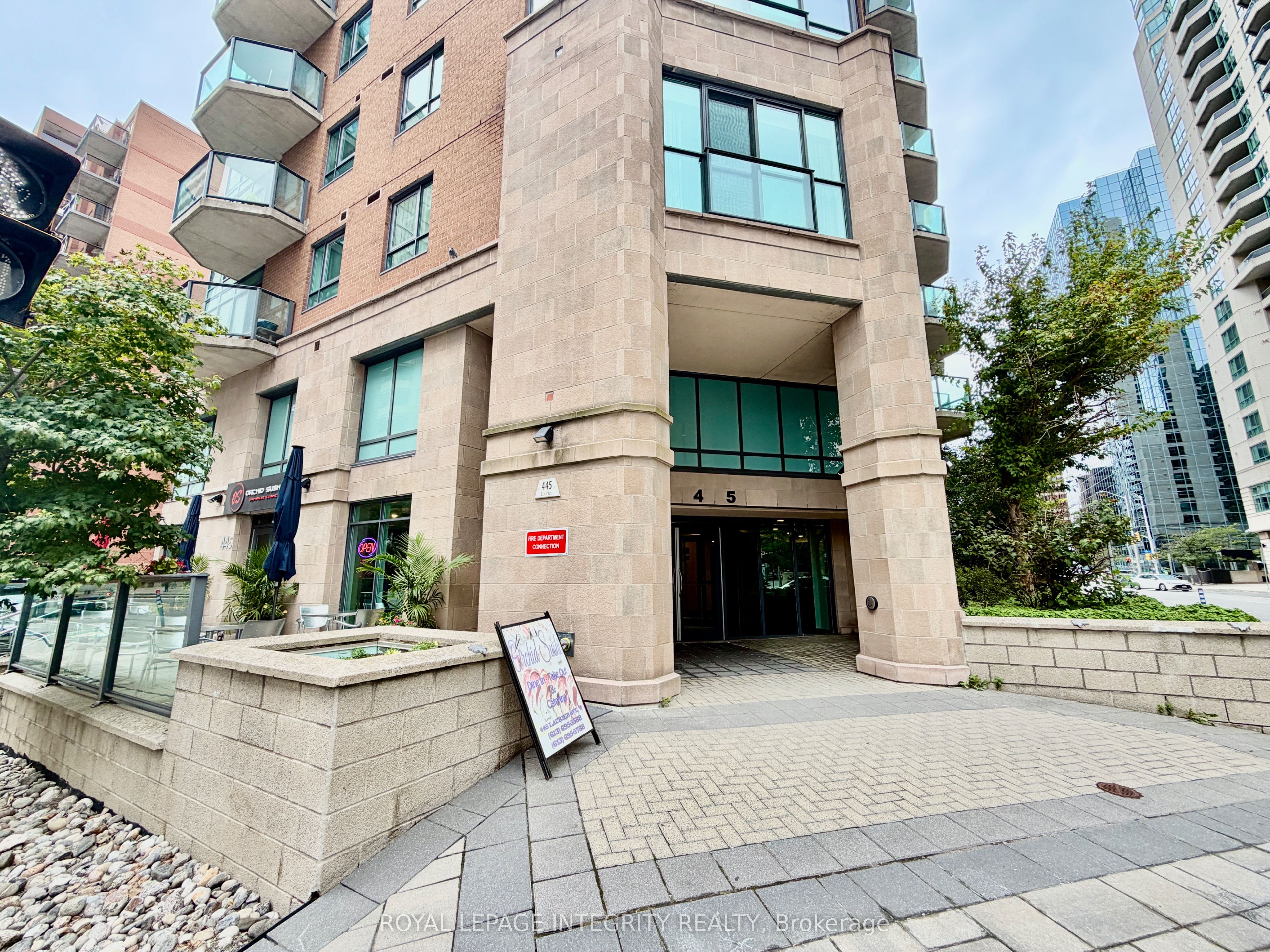 Unit 505 - 445 Laurier Avenue W, Ottawa 2