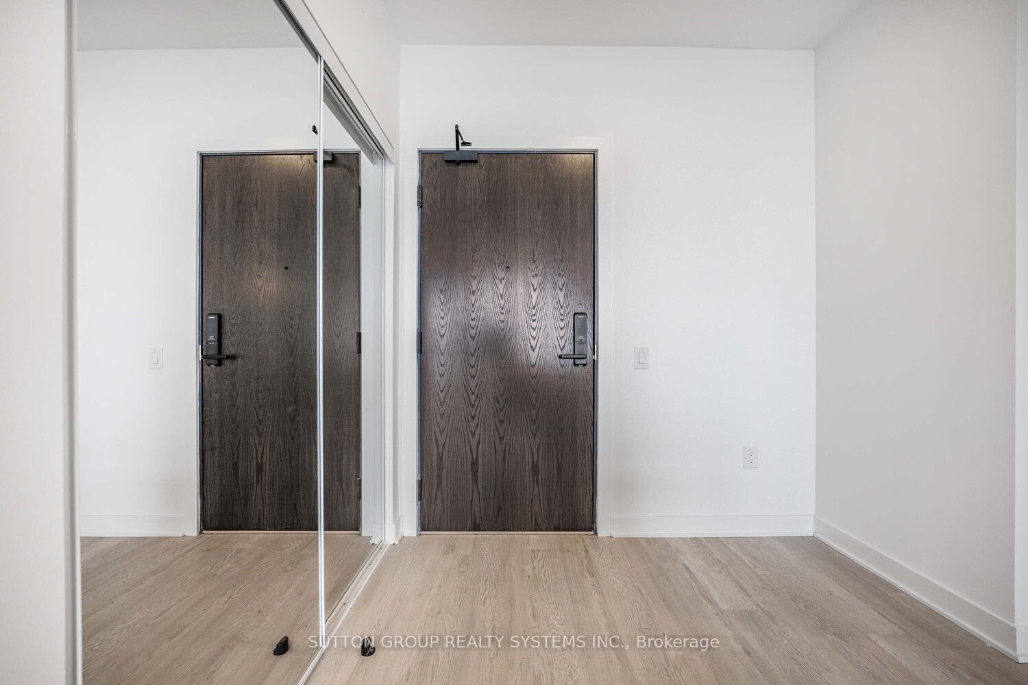 Unit 911 - 2782 Barton Street E, Hamilton 5