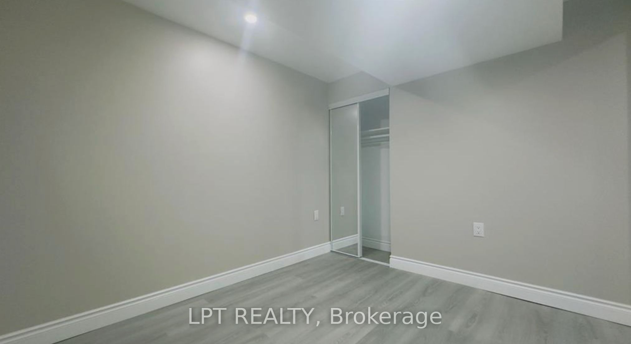 Unit LOWER - 26 Activa Avenue, Kitchener 4