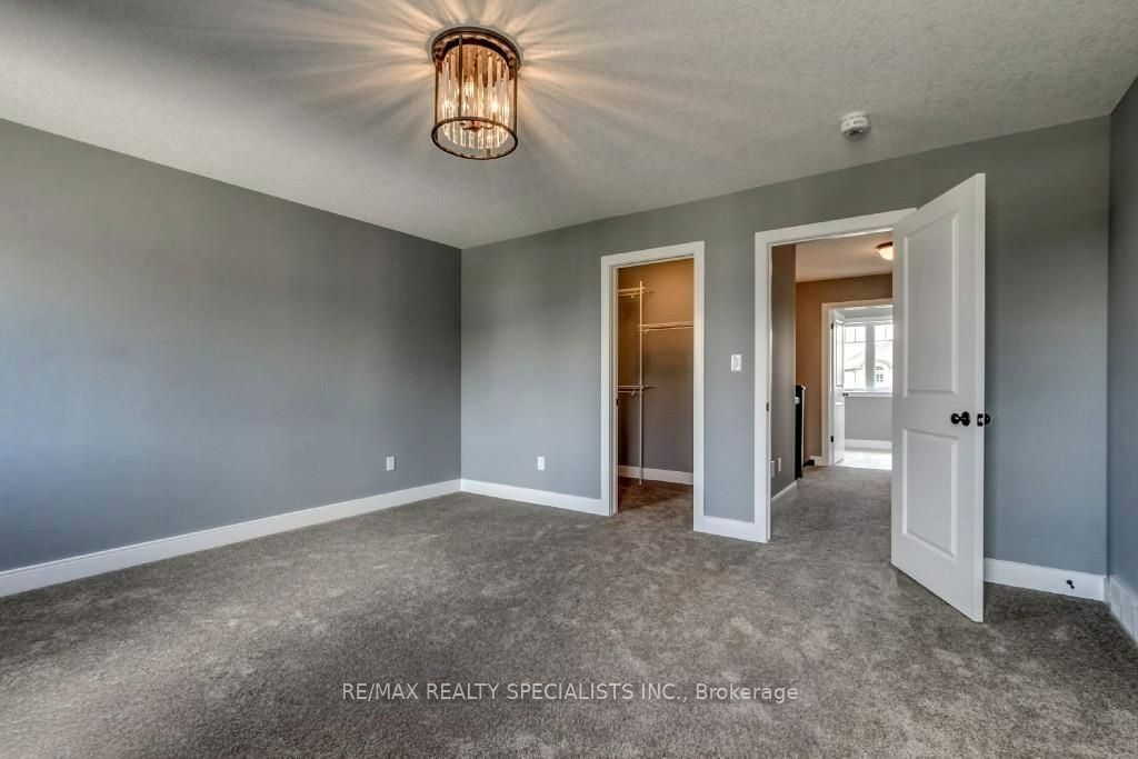 720 Halifax Road, Woodstock 5