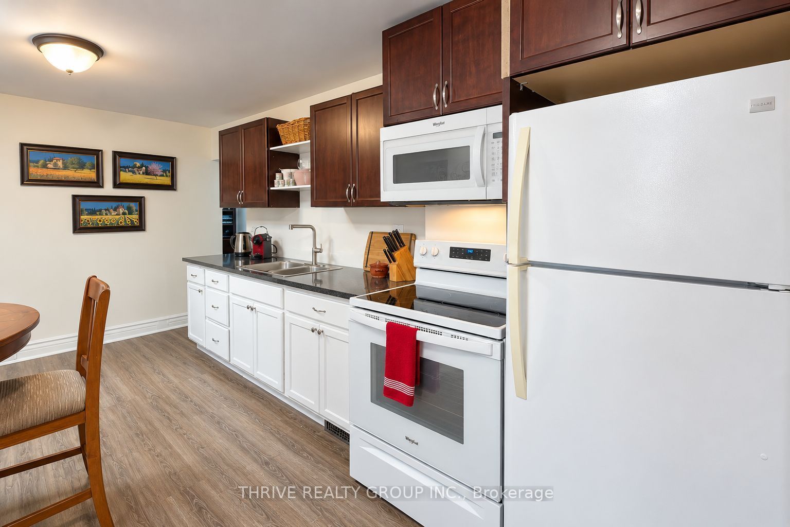 Unit Upper - 162 Tecumseh Avenue E, London 5