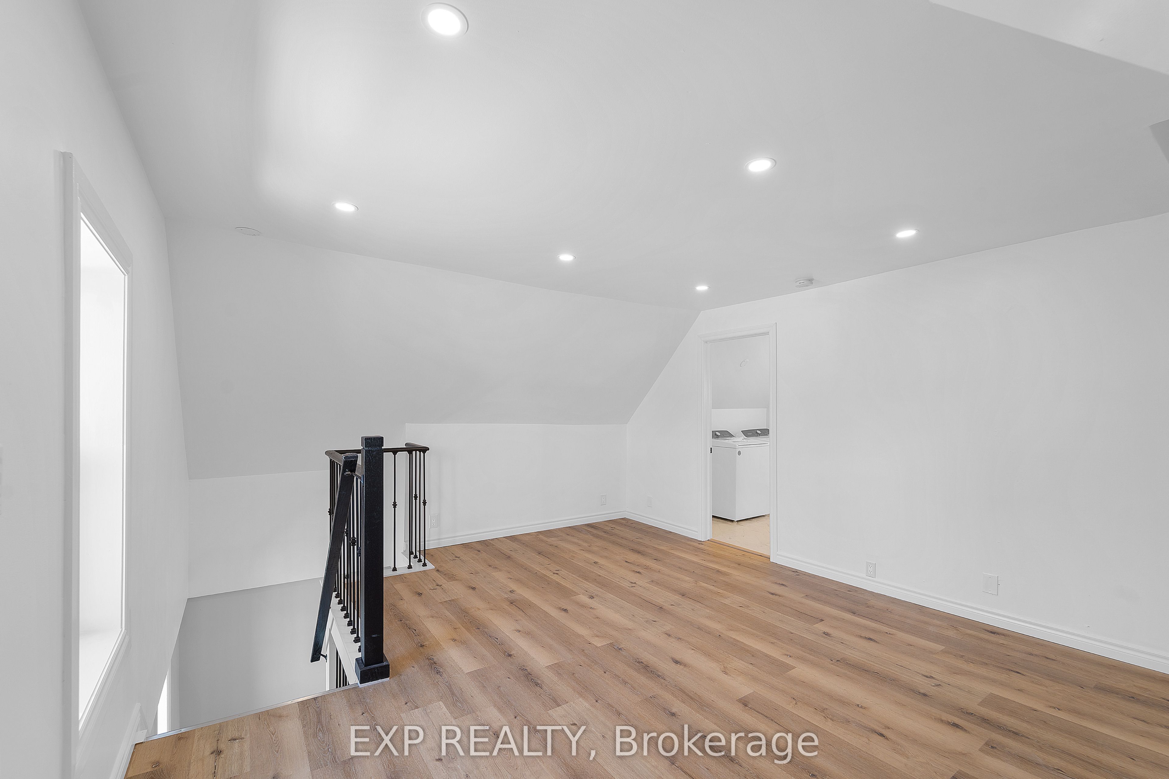 Unit Unit 2 - 165 Main Street, Brighton 5