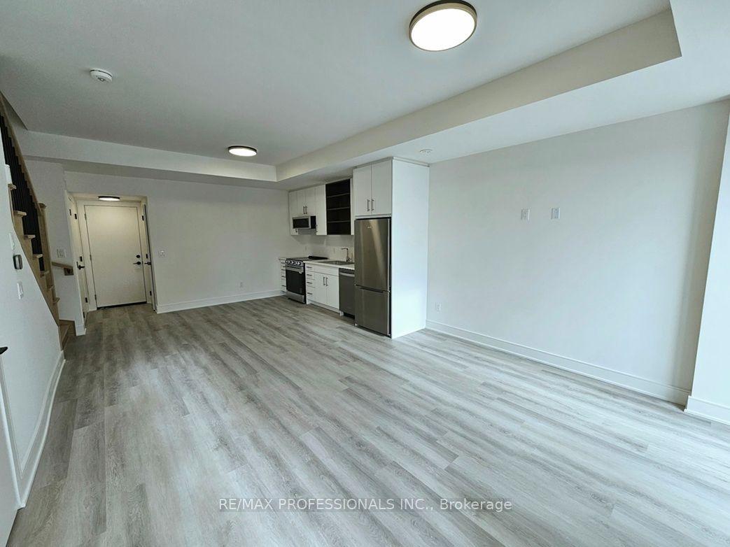 230 Ellis Avenue, St. Catharines 4
