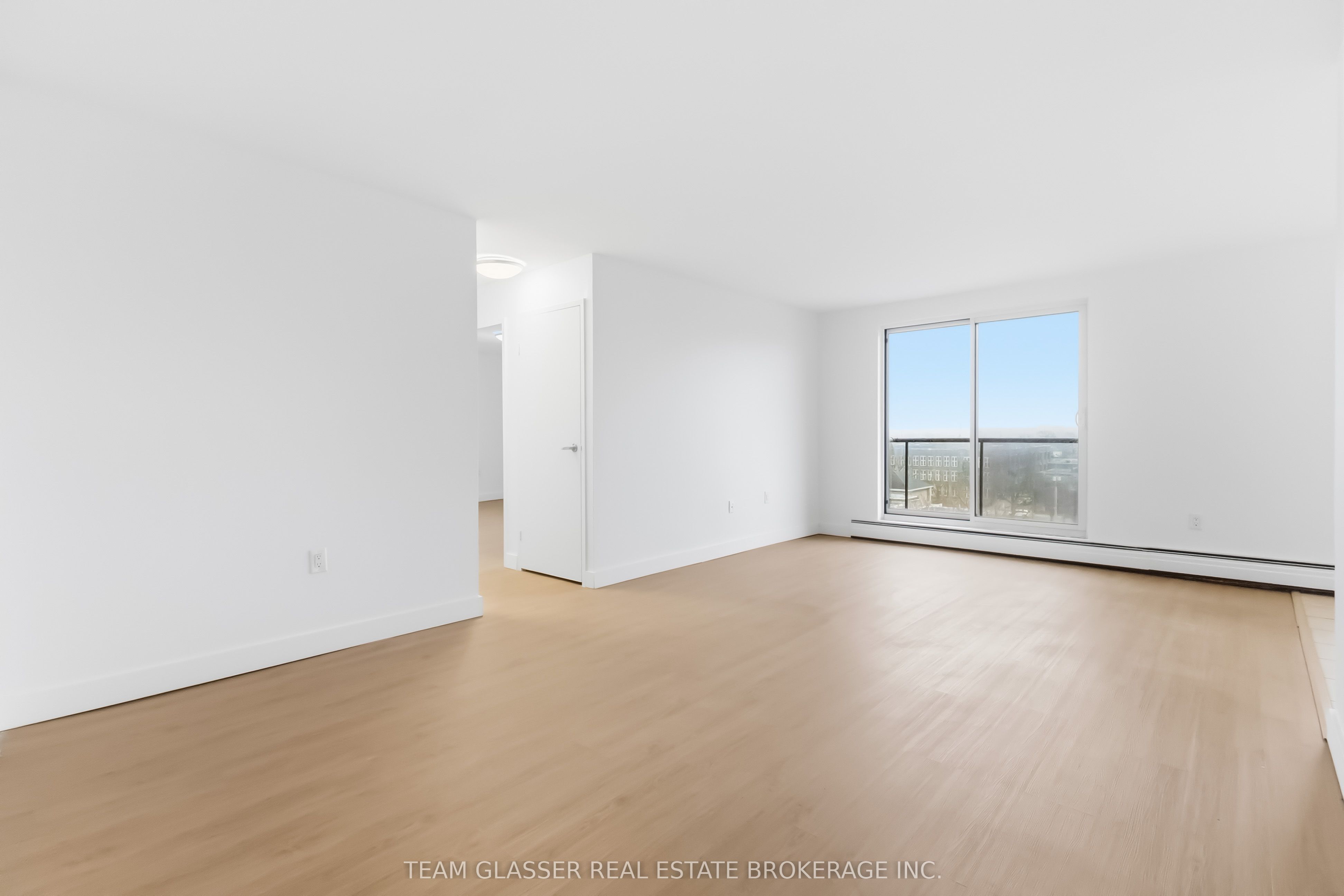 Unit 802 - 498 Queens Avenue, London 3