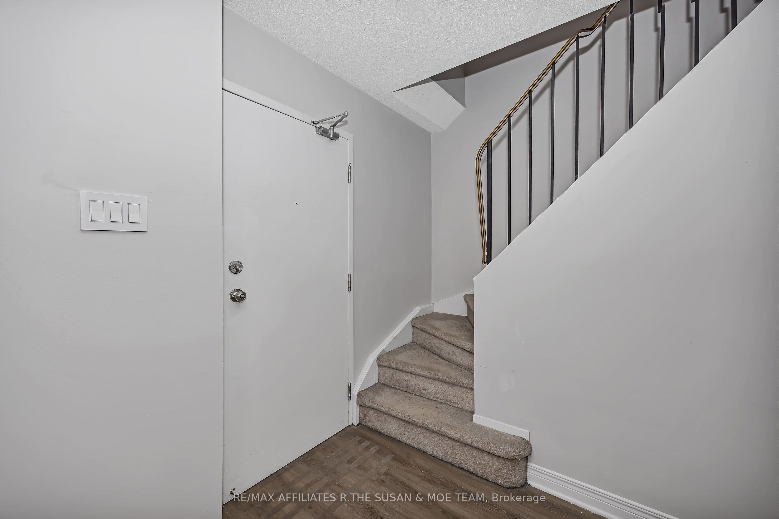 Unit 6 - 500 Fenerty Court, Kanata 3