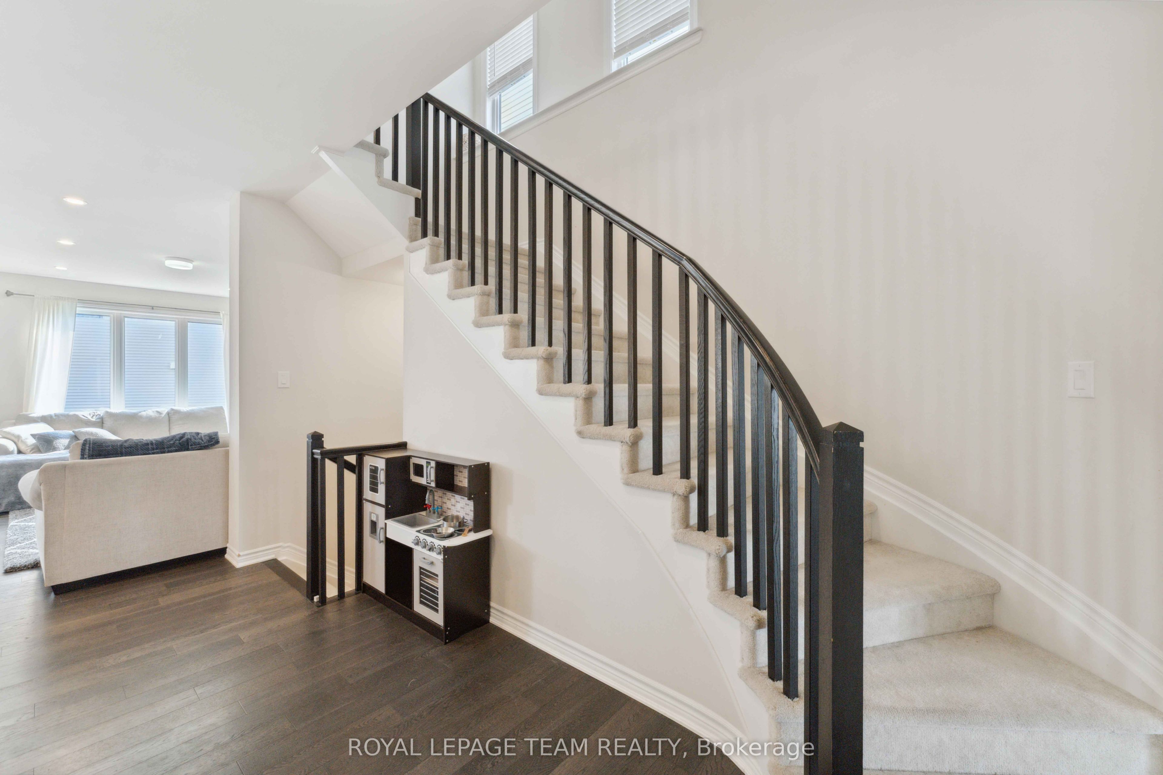 740 Brittanic Road, Stittsville-Goulbourn 3