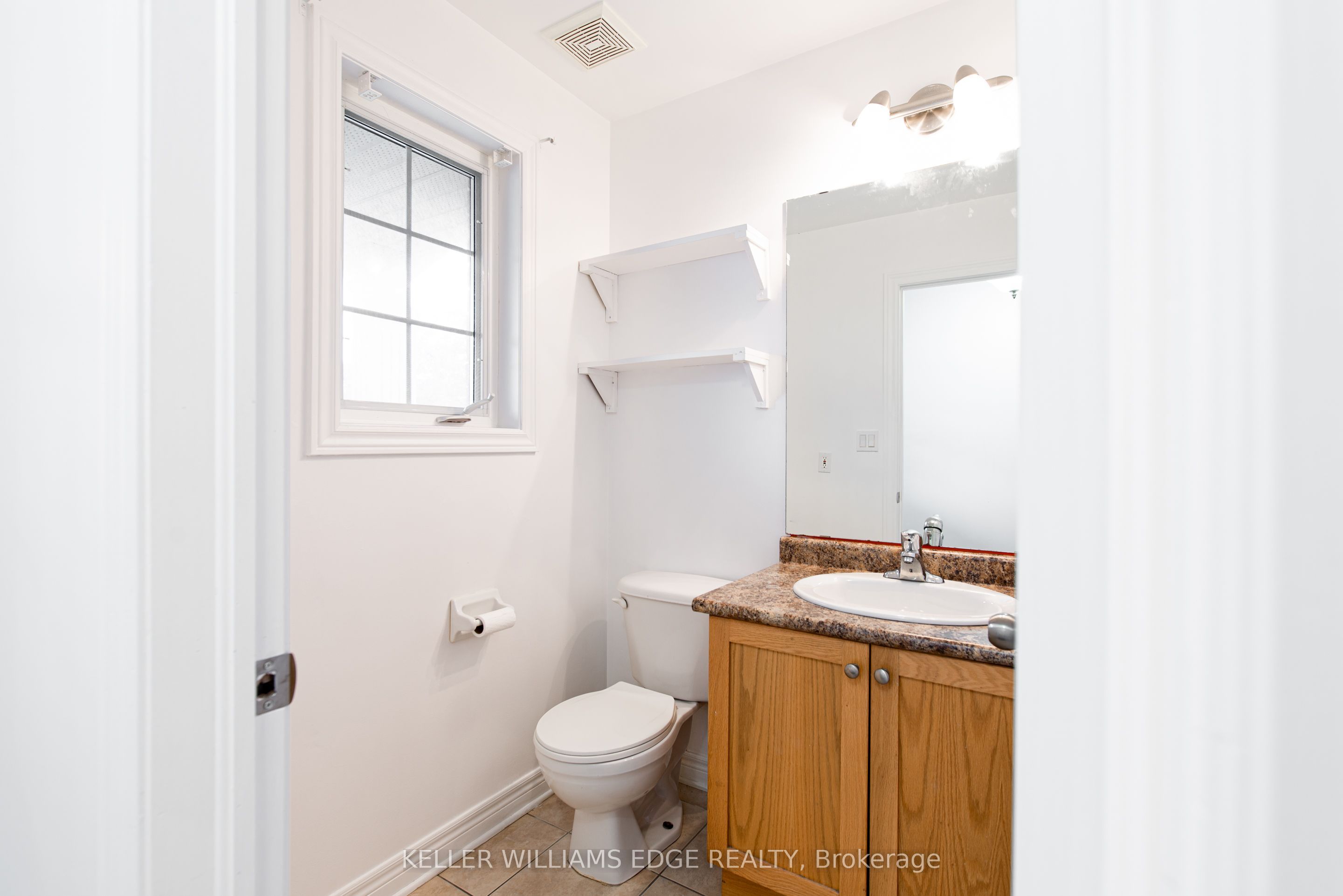 Unit Room C - 119 Summers Drive, Thorold 5