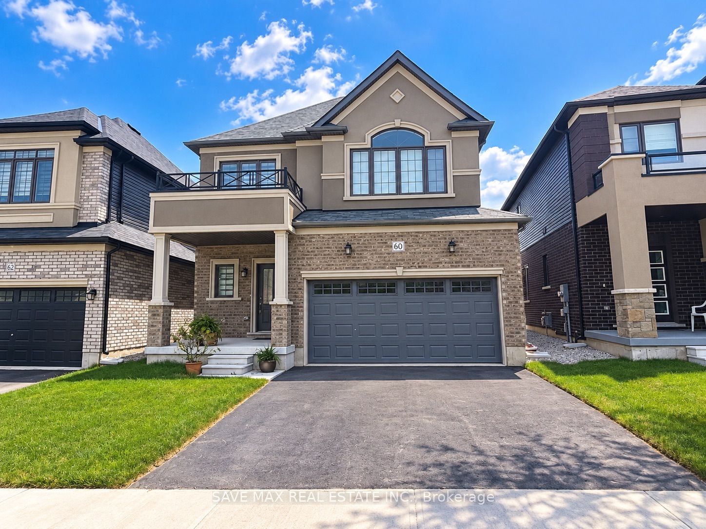 60 Hitchman Street N, Brant 2