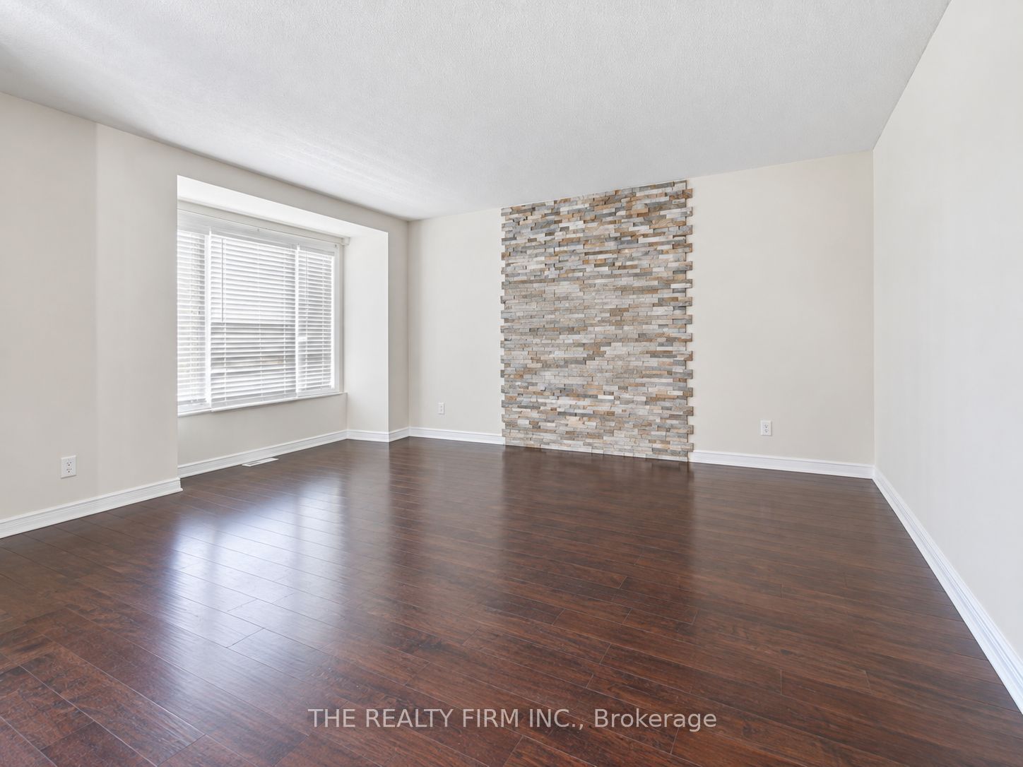 Unit 17 - 2635 Bateman Trail, London 3