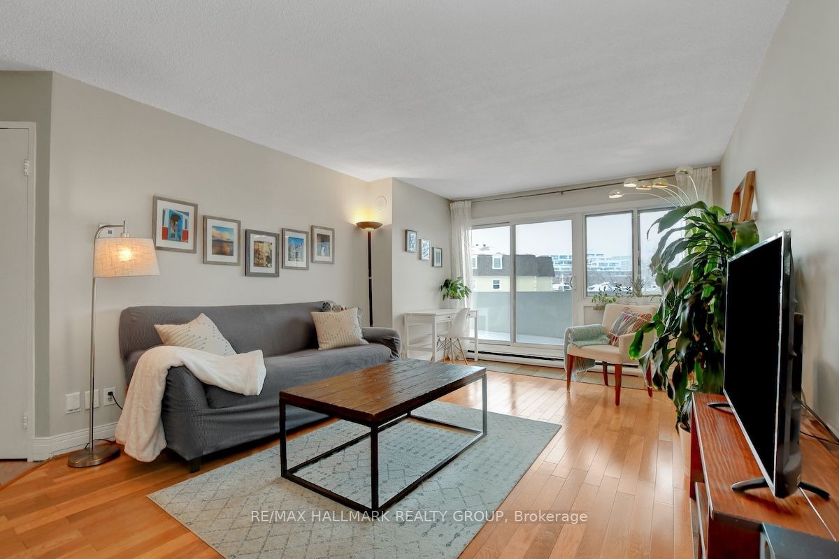 Unit 201 - 40 Landry Street, Ottawa 2