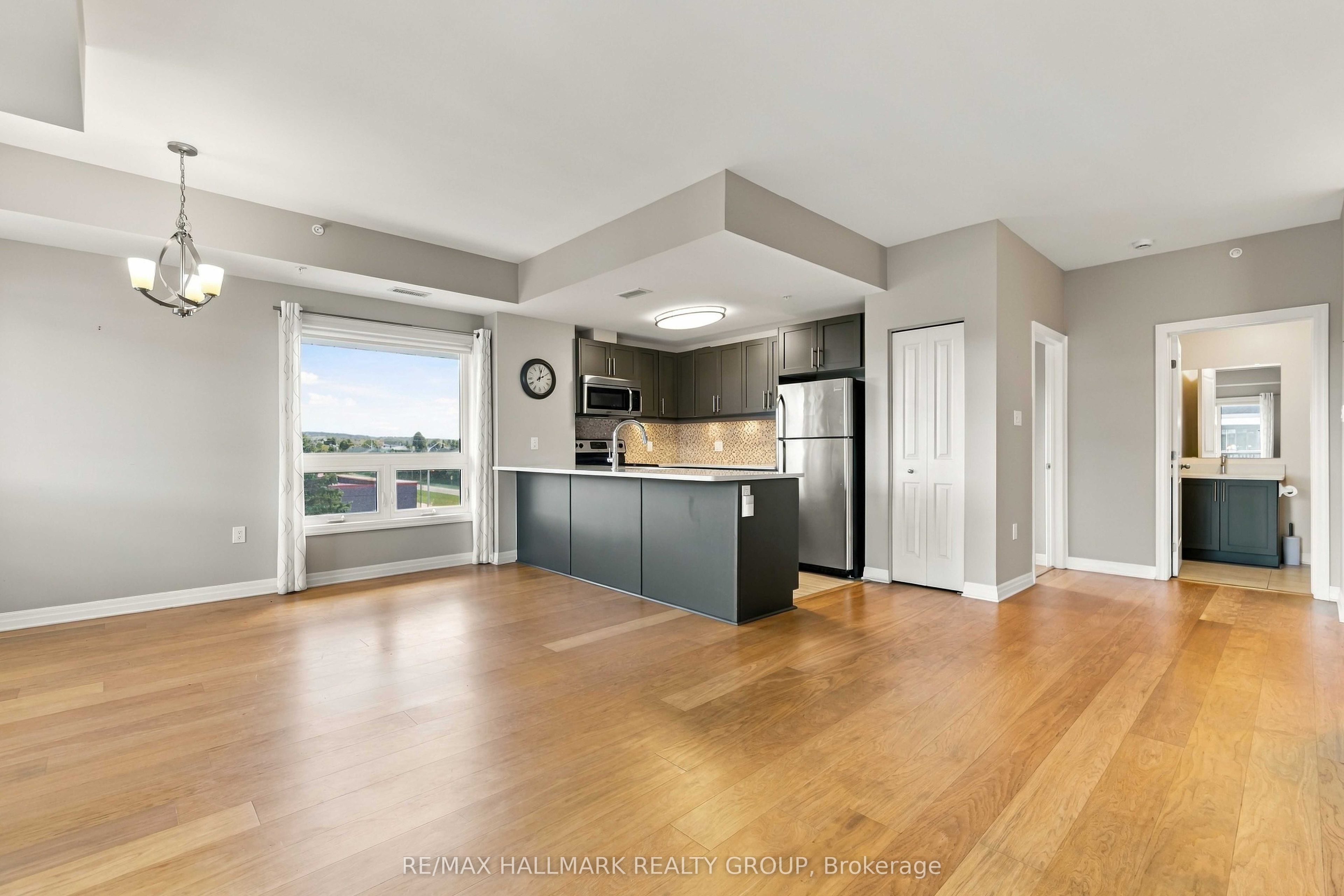 Unit 406 - 200 Winterfell Private, Ottawa 5