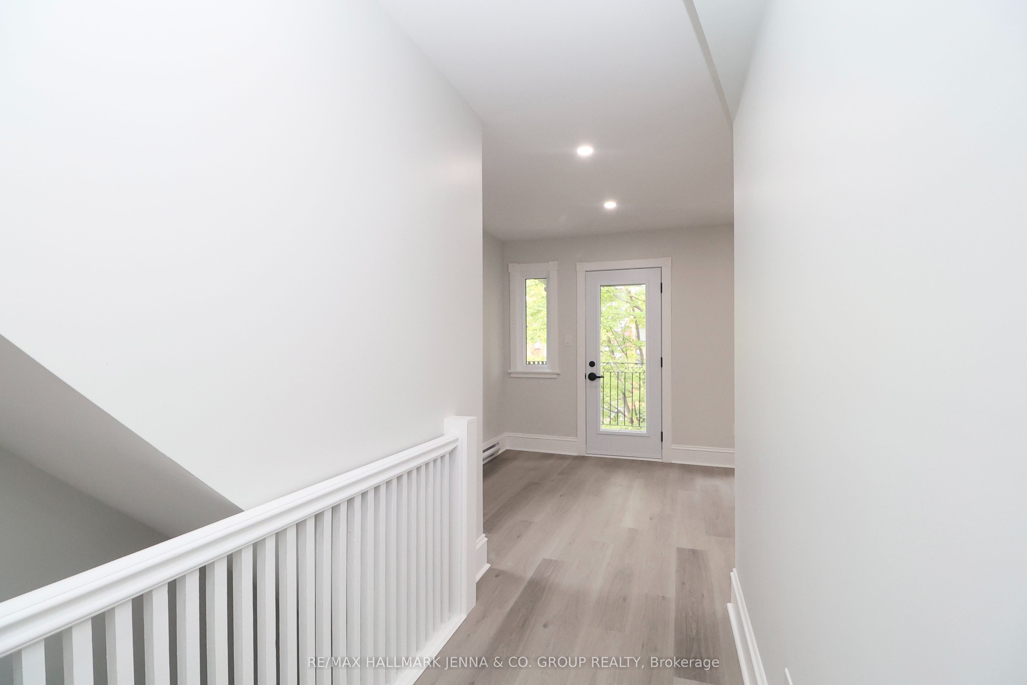 Unit 3 - 332 Osgoode Street, Ottawa 5