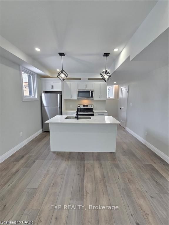 Unit B - 18 Hincks Street, Wilmot 5