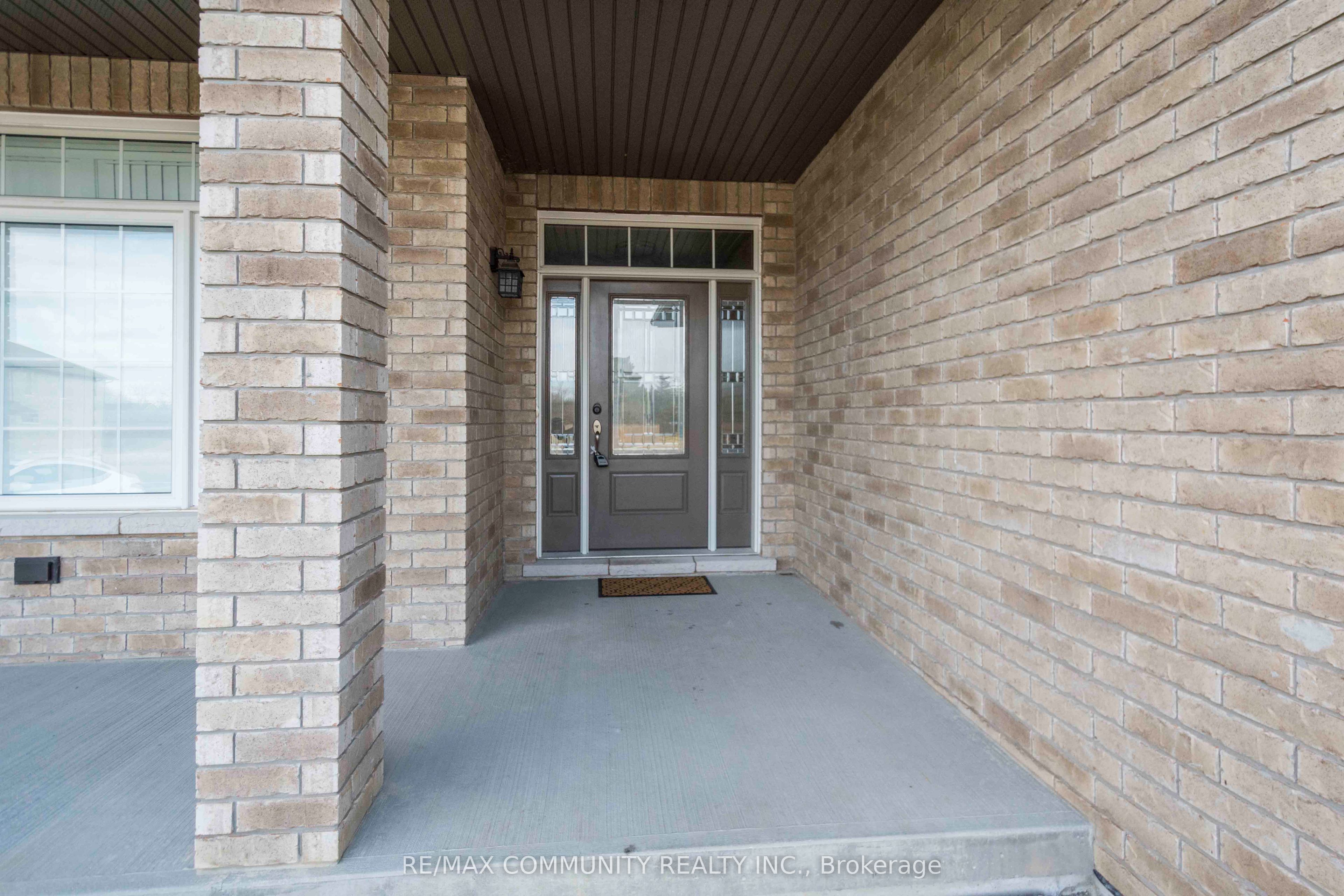 Unit Main - 19 Bevan Drive, Belleville 2