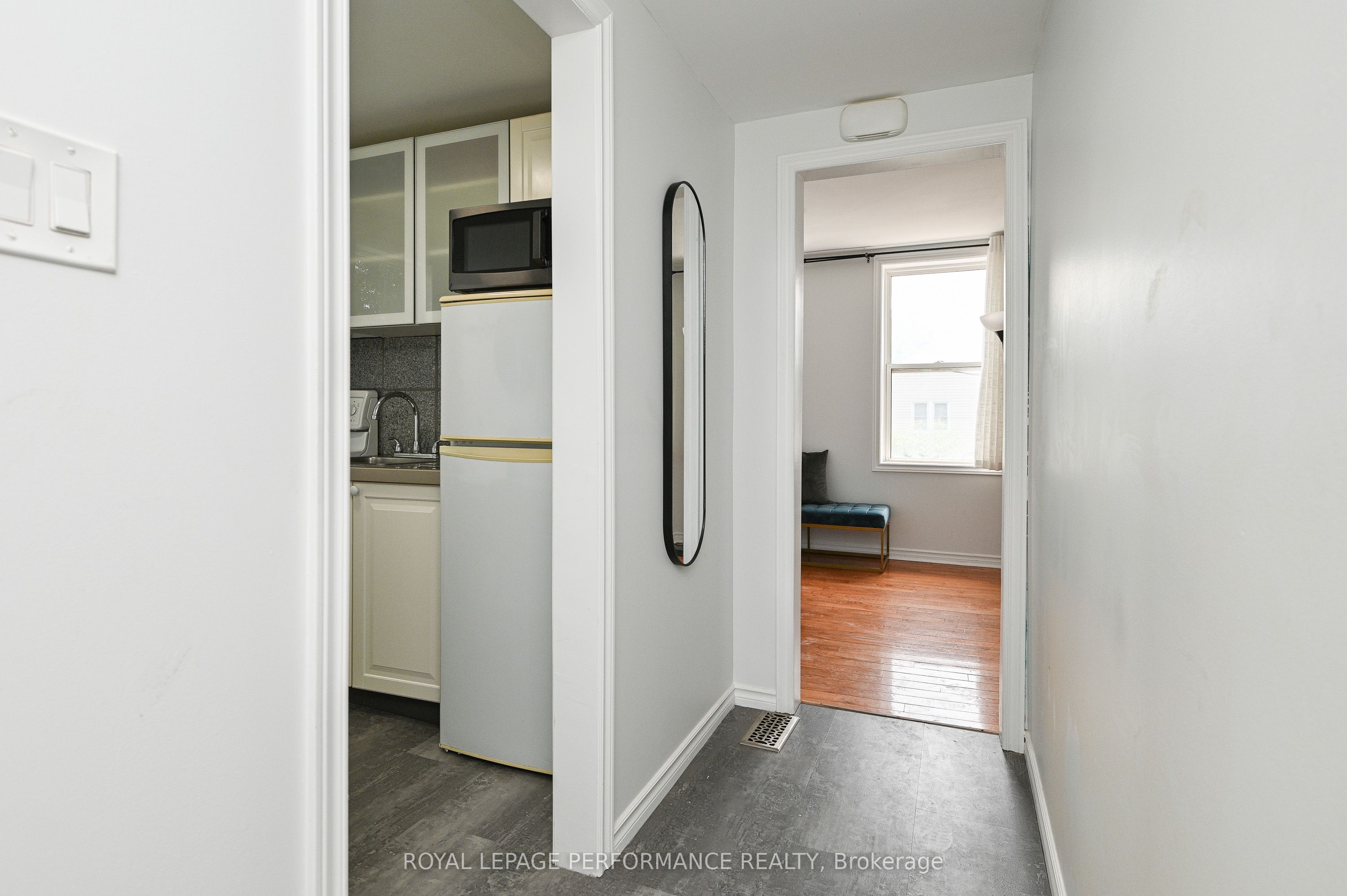 Unit 2 - 123 PAMILLA Street W, Ottawa 4