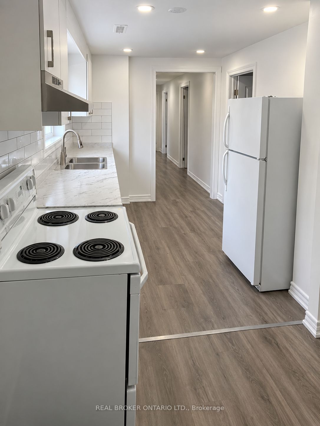 Unit Lower - 558 First Avenue, Welland 5