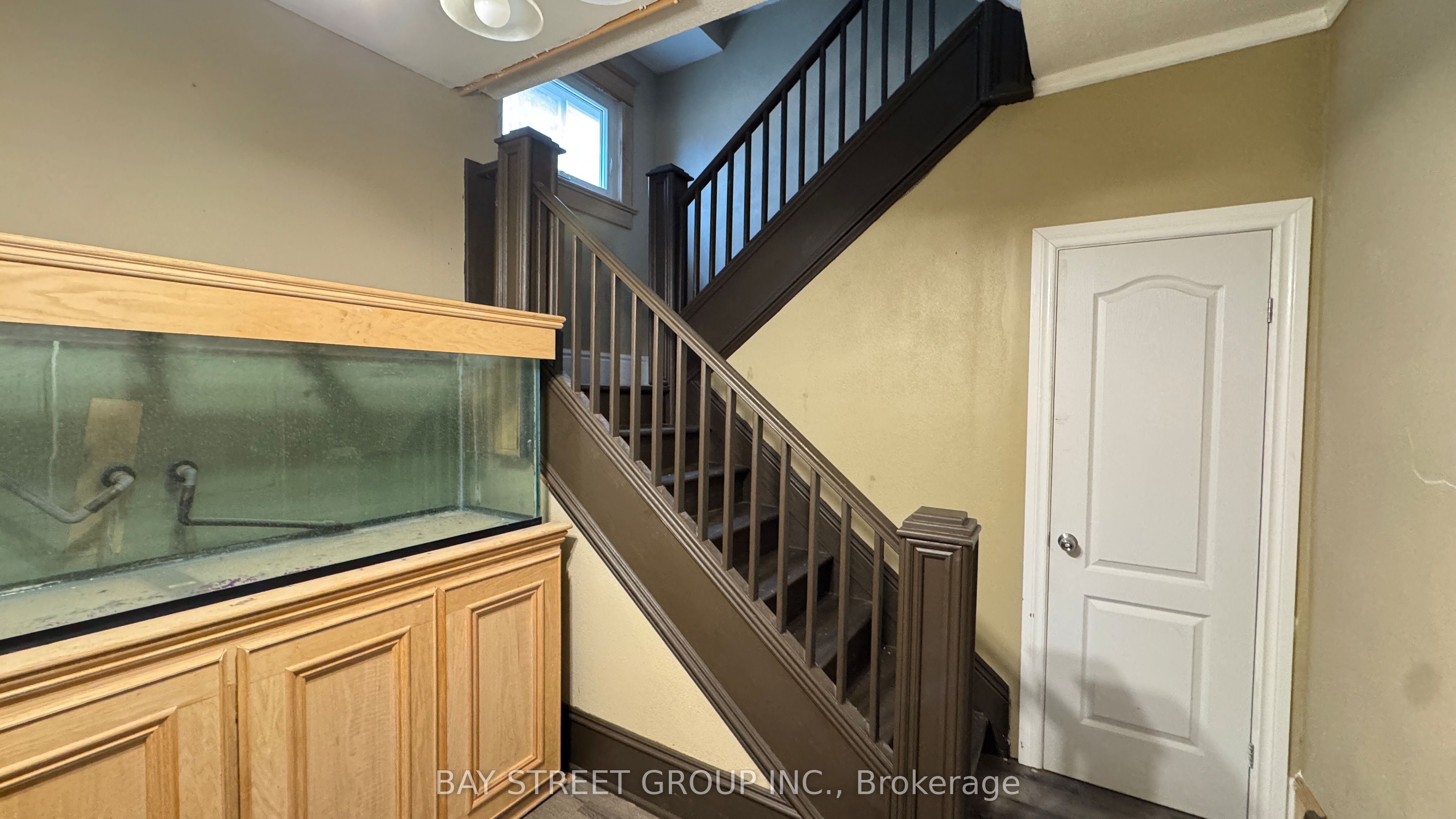 Unit Upper - 5114 Mcrae Street, Niagara Falls 2