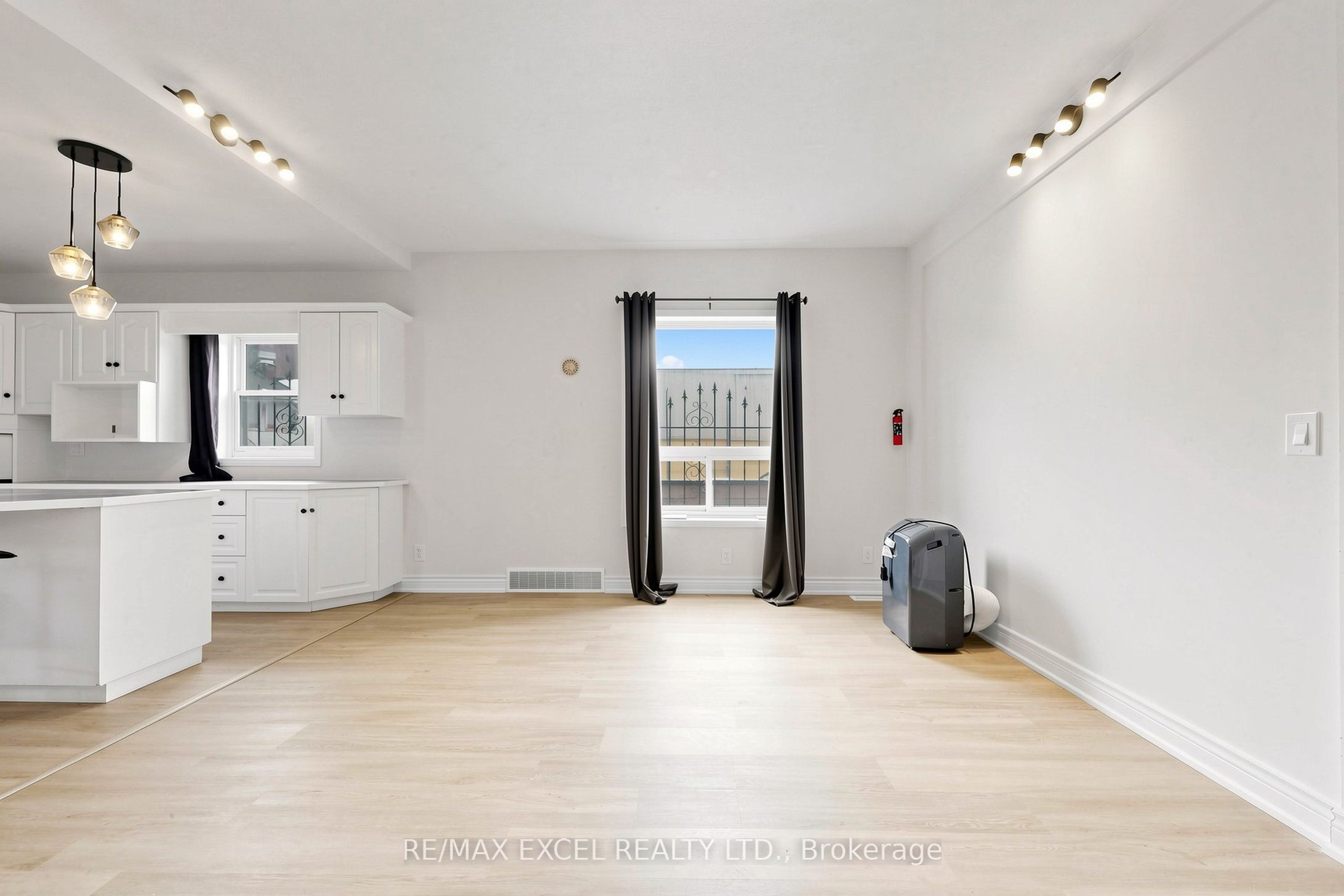 Unit Main - 259 Victoria Avenue N, Hamilton 4