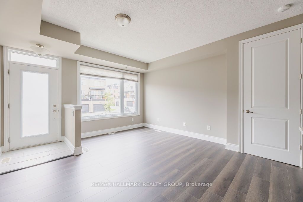 535 Ozawa Private, Ottawa 4