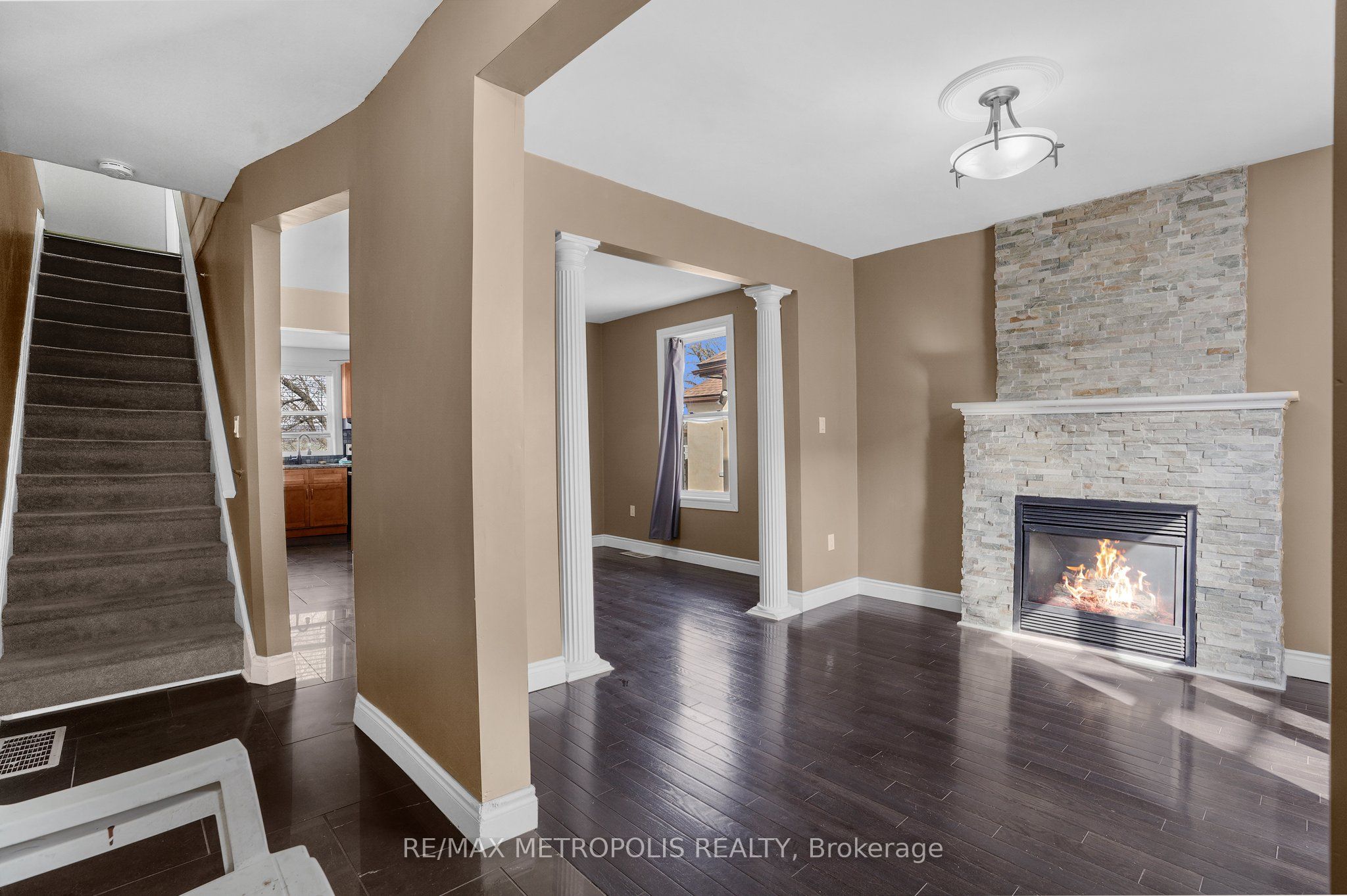 201 BAY Street N, Hamilton 3