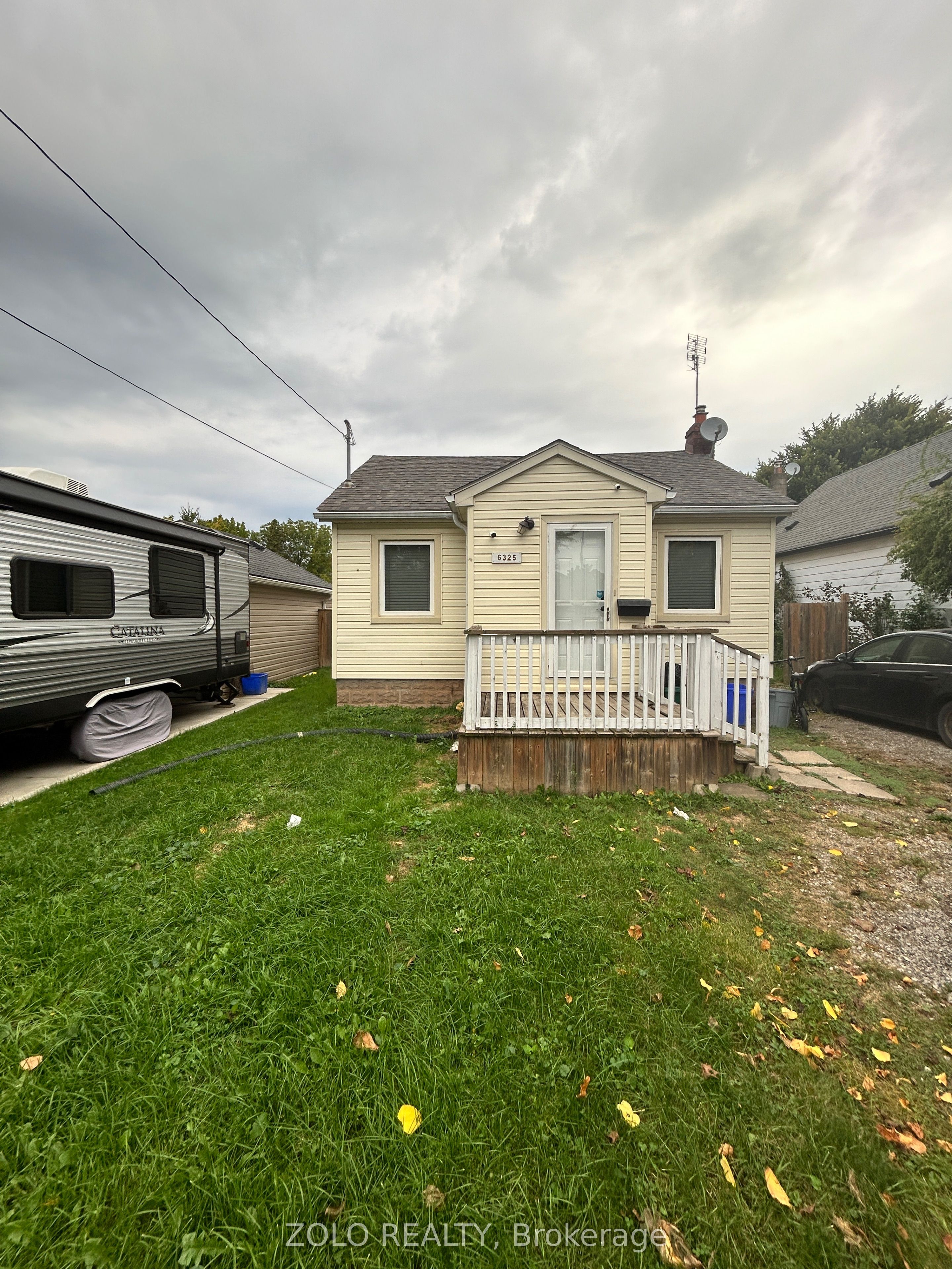 Unit Upper - 6325 Murray Street, Niagara Falls 2