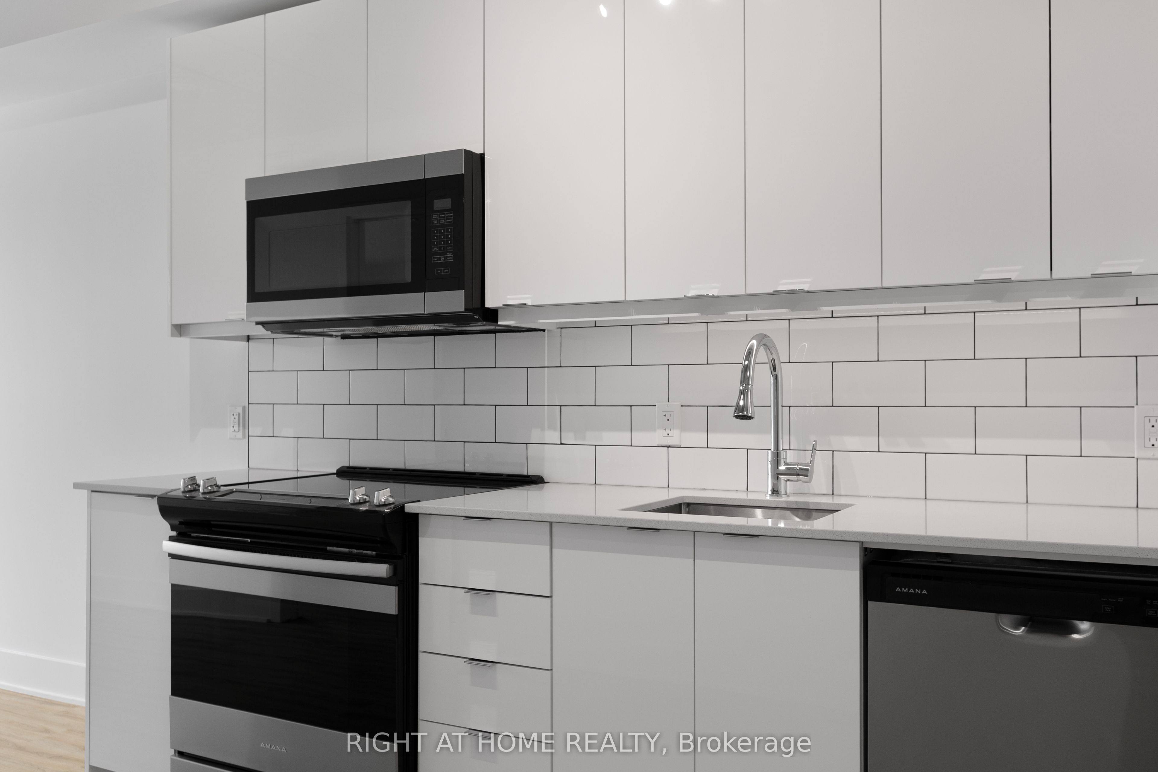 Unit 604 - 377 Winona Avenue, Ottawa 3