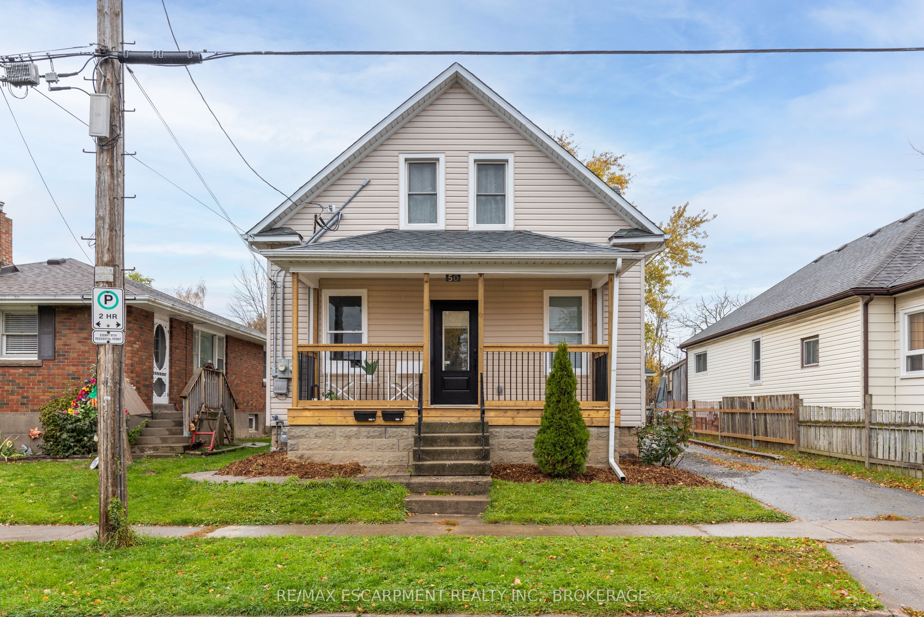 Unit Main - 50 Fifth Street, Welland 1