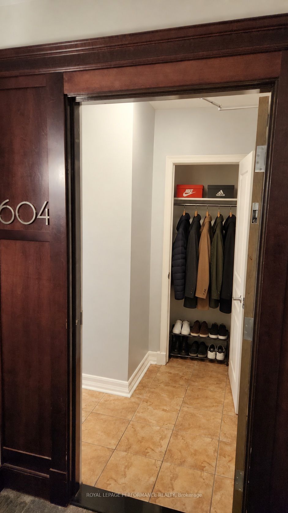 Unit 604 - 200 Besserer Street, Ottawa 5