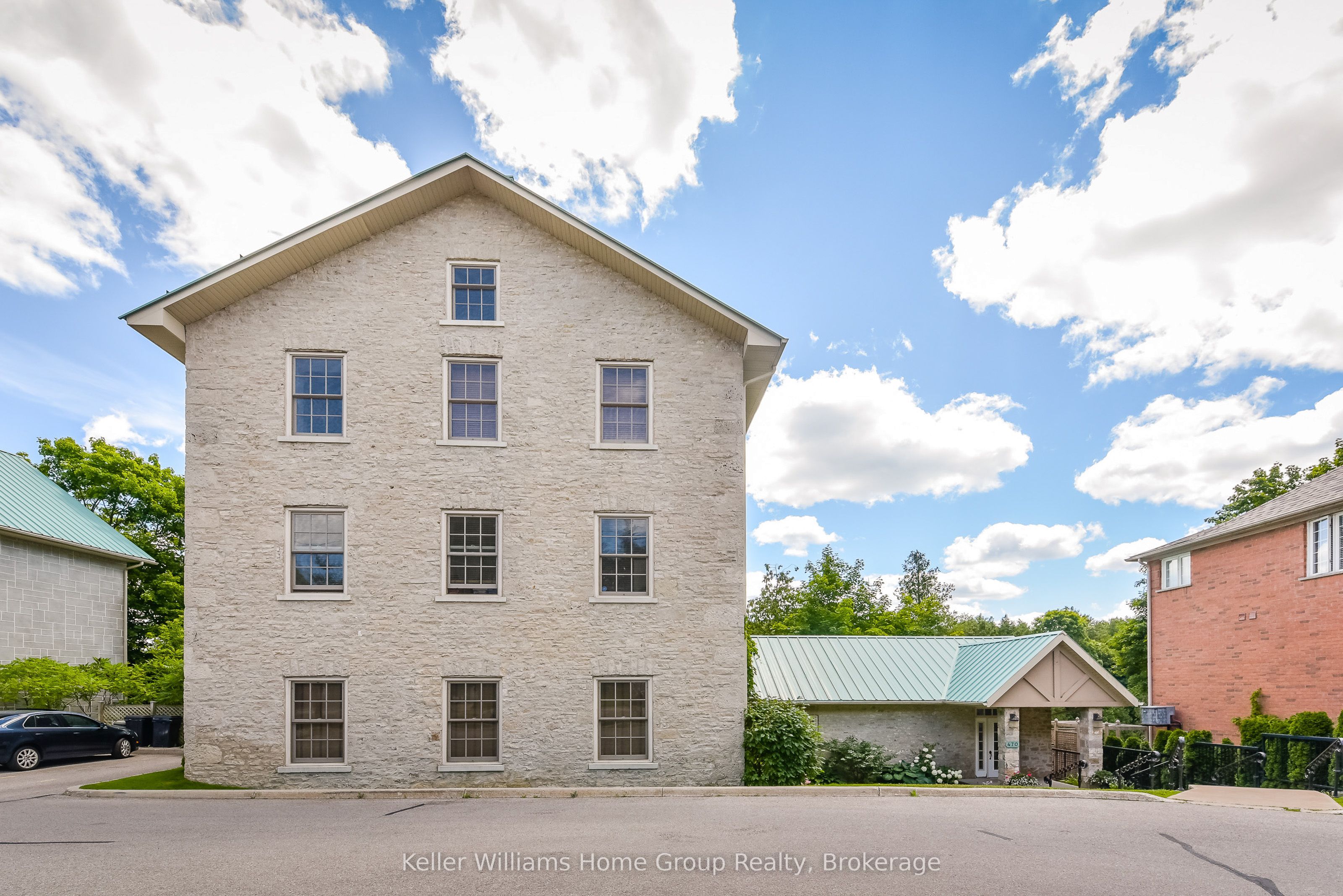 Unit 102 - 470 St Andrew Street E, Centre Wellington 2